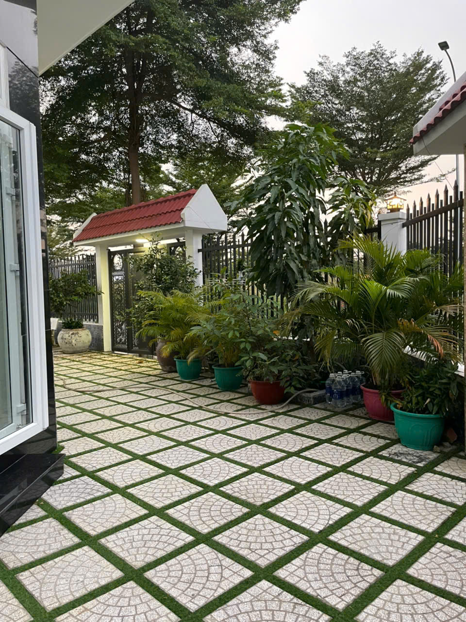 Hình ảnh của Mặt Bằng Sân Vườn Rộng  Khu Sadeco Q7  Thuê Ngay 20Tr