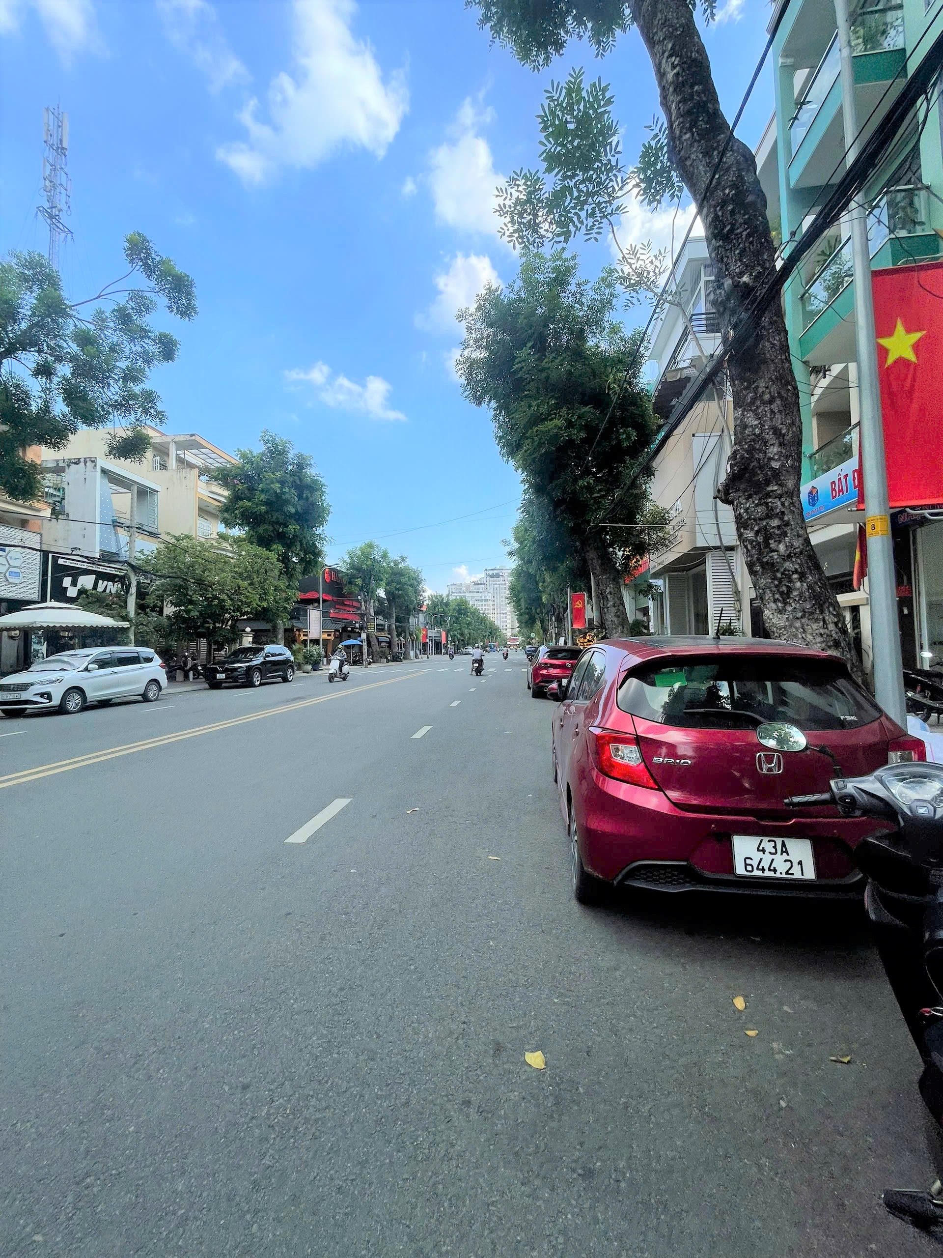 Hình ảnh của Chính Chủ Chuyển Nhà Cho Thuê Lại Nguyên Căn Mặt Tiền Đường Lớn Quận 7