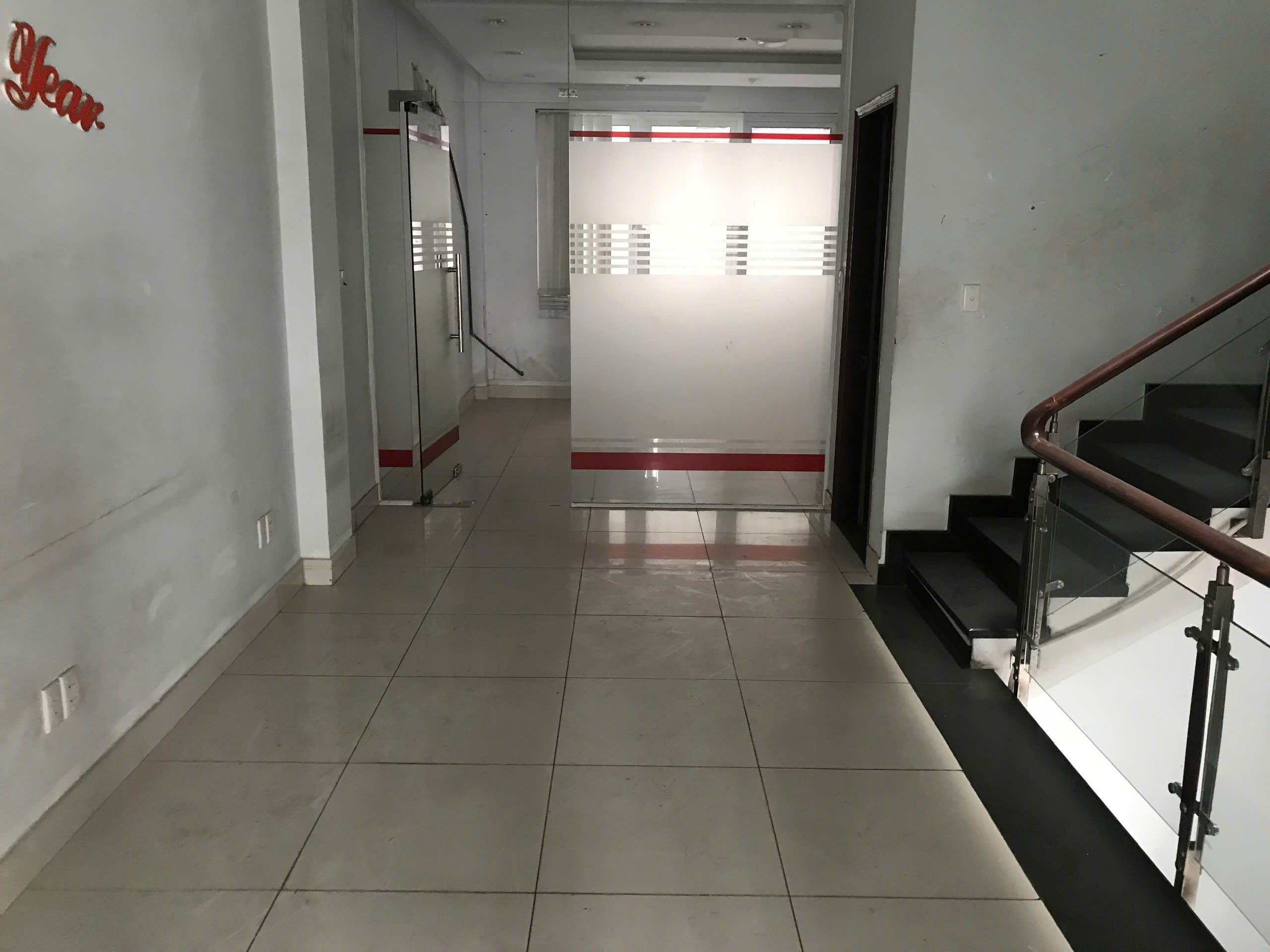 Hình ảnh của Cho Thuê Nhà Nguyễn Thị Thập – Hầm + Trệt + 3 Lầu – Phù Hợp Vp, Showroom, Spa