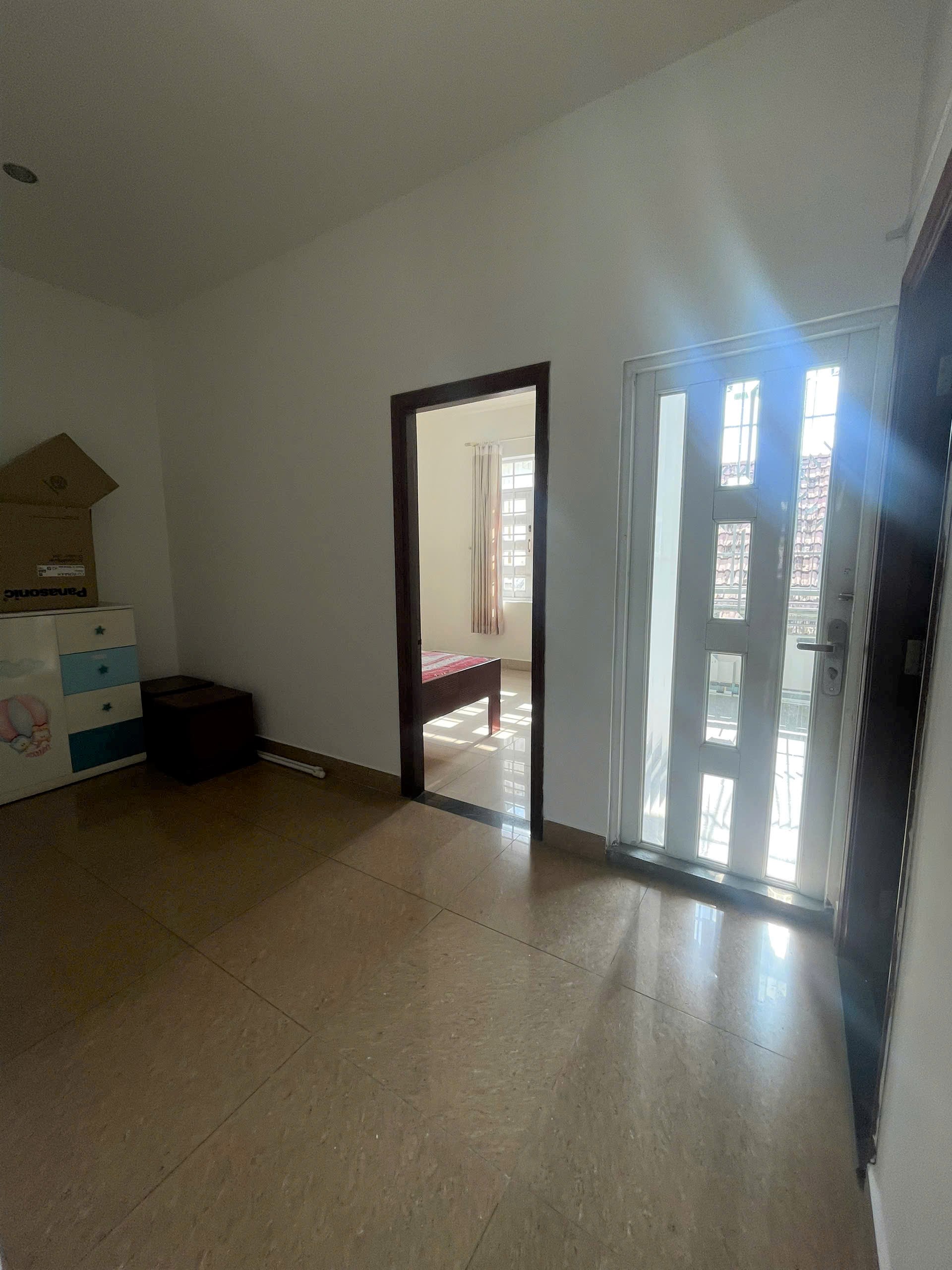 Hình ảnh của Chính Chủ Chuyển Nhà Cho Thuê Lại Nguyên Căn Mặt Tiền Đường Lớn Quận 7