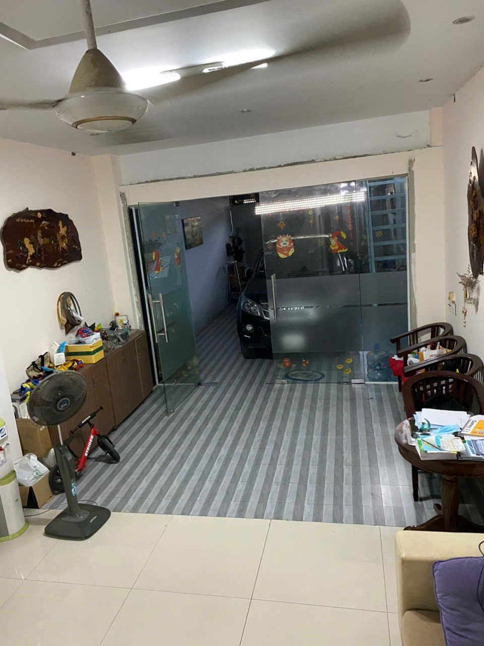 Hình ảnh của Nhà Mặt Phố 4Pn Bùi Văn Ba, Tân Thuận Đông 20Tr/Tháng