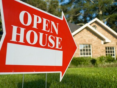 Bạn nên bán nhà bằng cách nào?