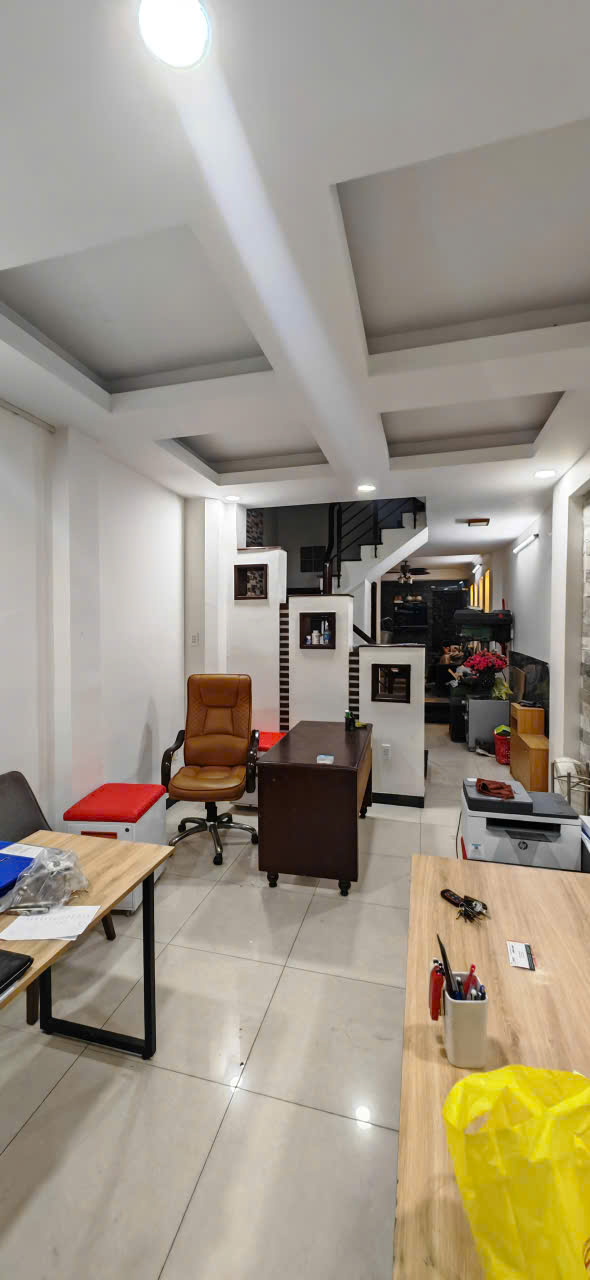 Hình ảnh của Nhà Full Nội Thất  5Pn, 6Wc Đường Số P. Bình Thuận