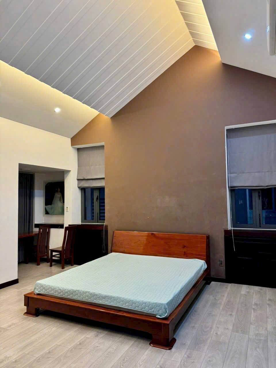 Hình ảnh của Biệt Thự Tiện Nghi Rộng Rãi 6 Phòng Sadeco Vivo, Tân Phong 55Tr/Tháng