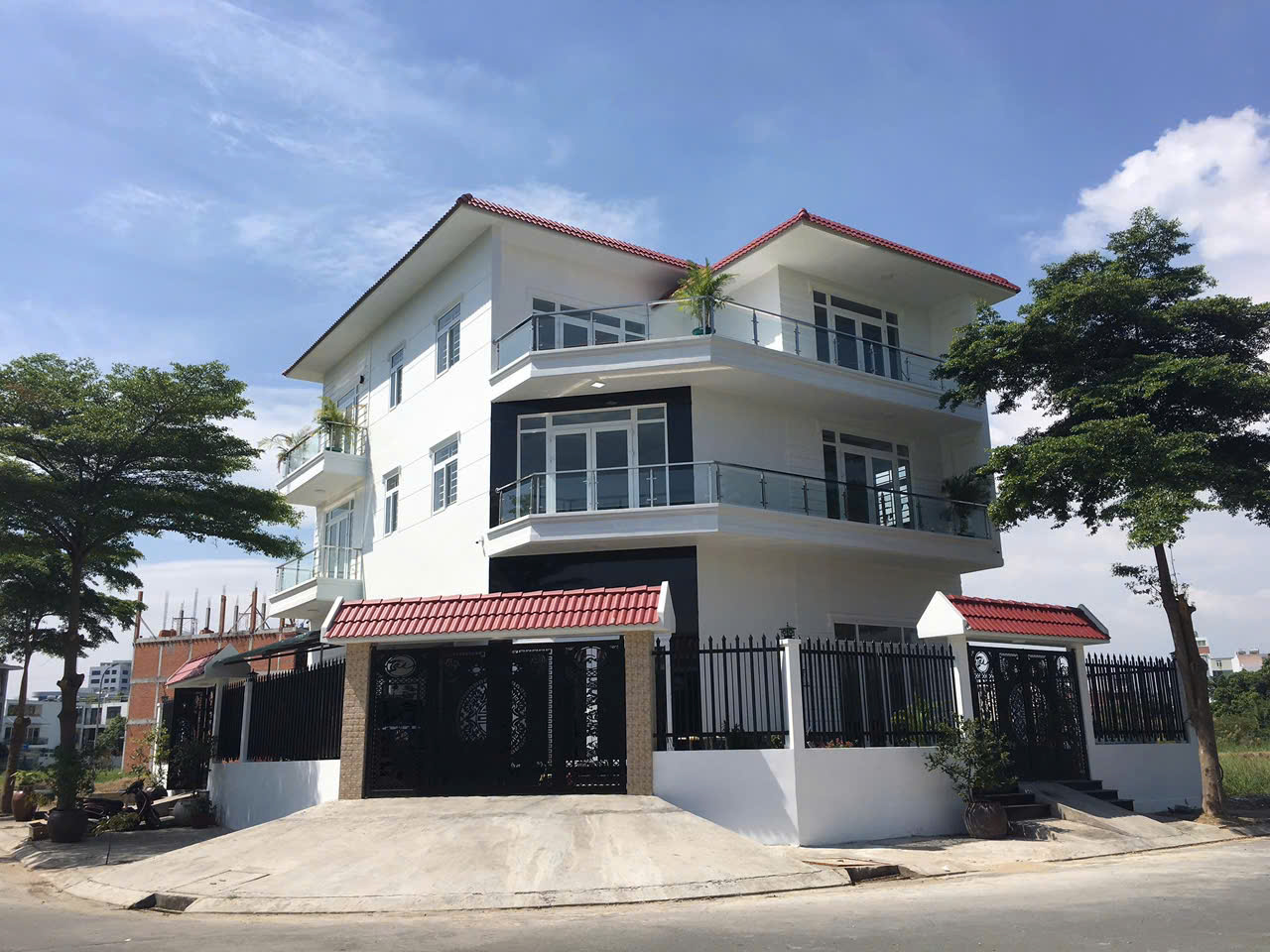 Hình ảnh của Mặt Bằng Sân Vườn Rộng  Khu Sadeco Q7  Thuê Ngay 20Tr