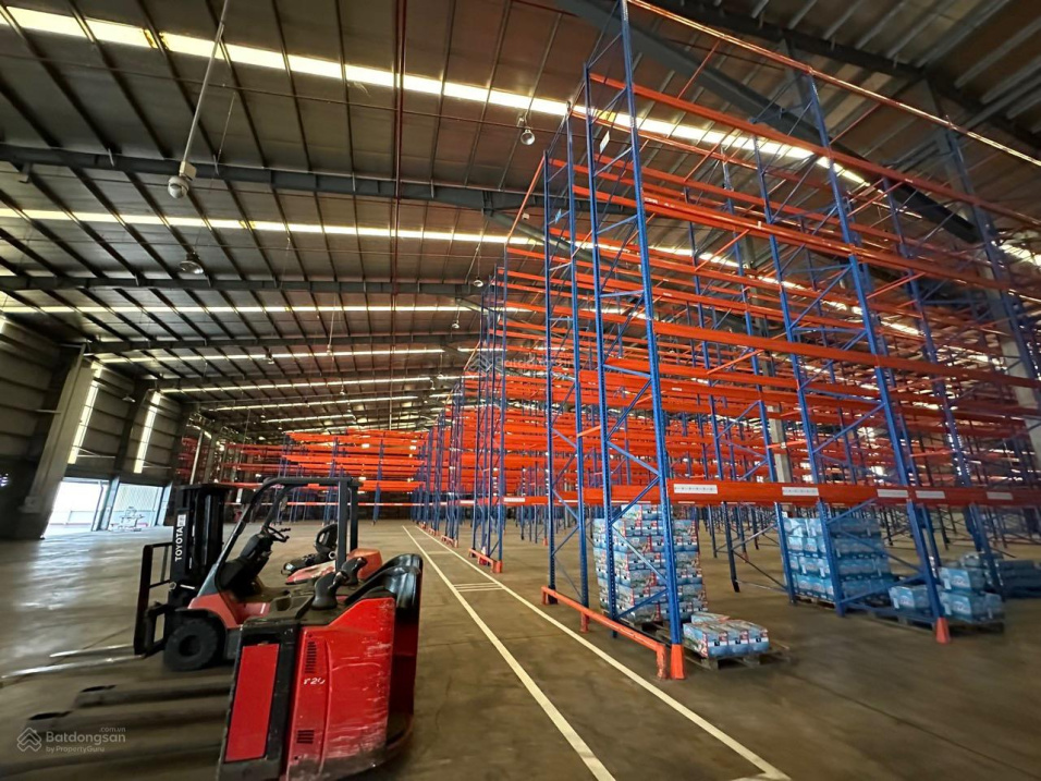 Hình ảnh của Cần Cho Thuê Kho Tiêu Chuẩn Vị Trí Đắc Địa Nằm Ngay Trung Tâm Kho Vận Logistics Trực Thuộc Khu Công Nghiệp Sống Thần ,Dĩ An ,Bình Dương.