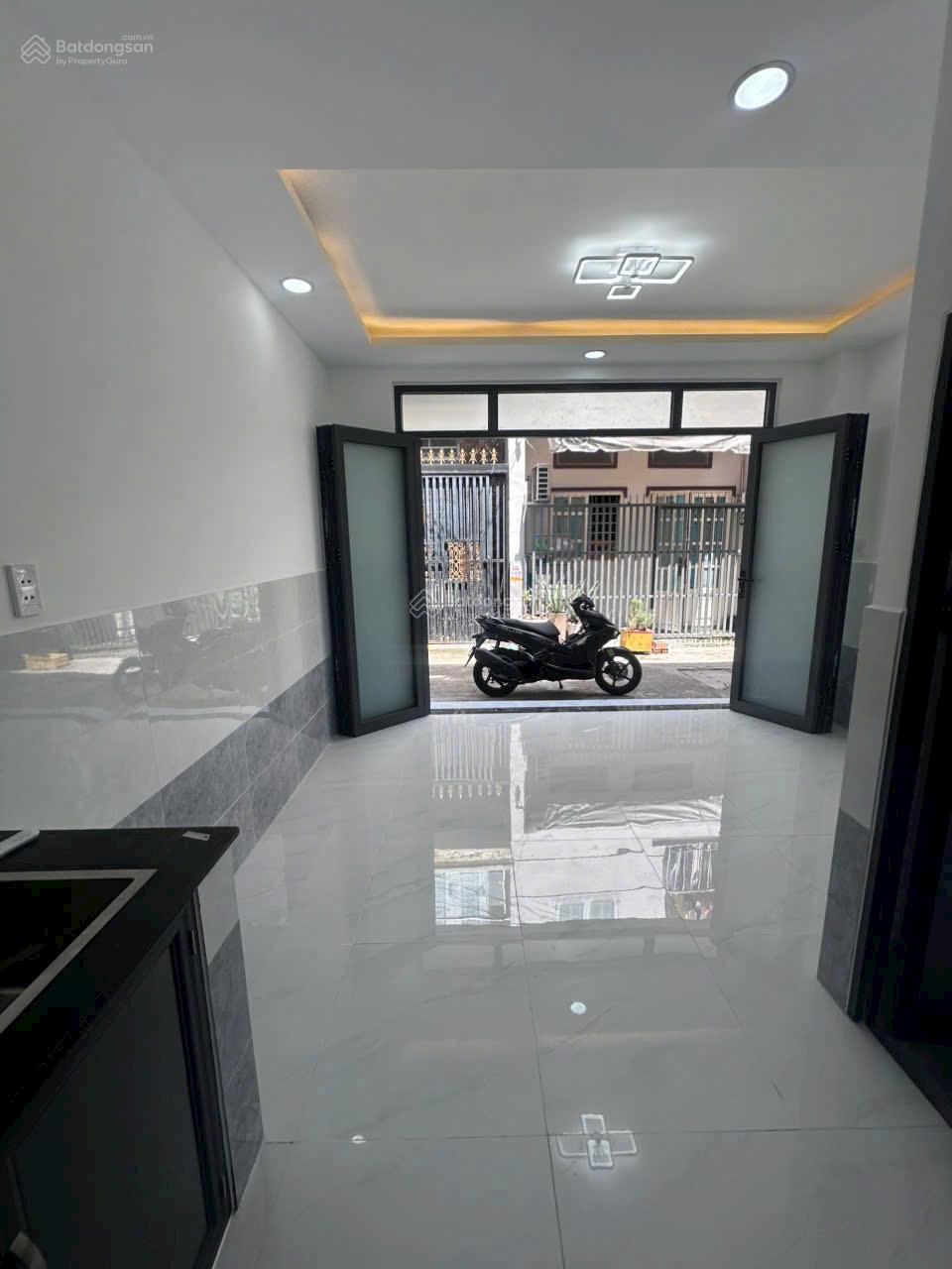 Hình ảnh của Bán Nhà Mới Hẻm Xe Hơi Đường 25A Tân Quy Quận 7