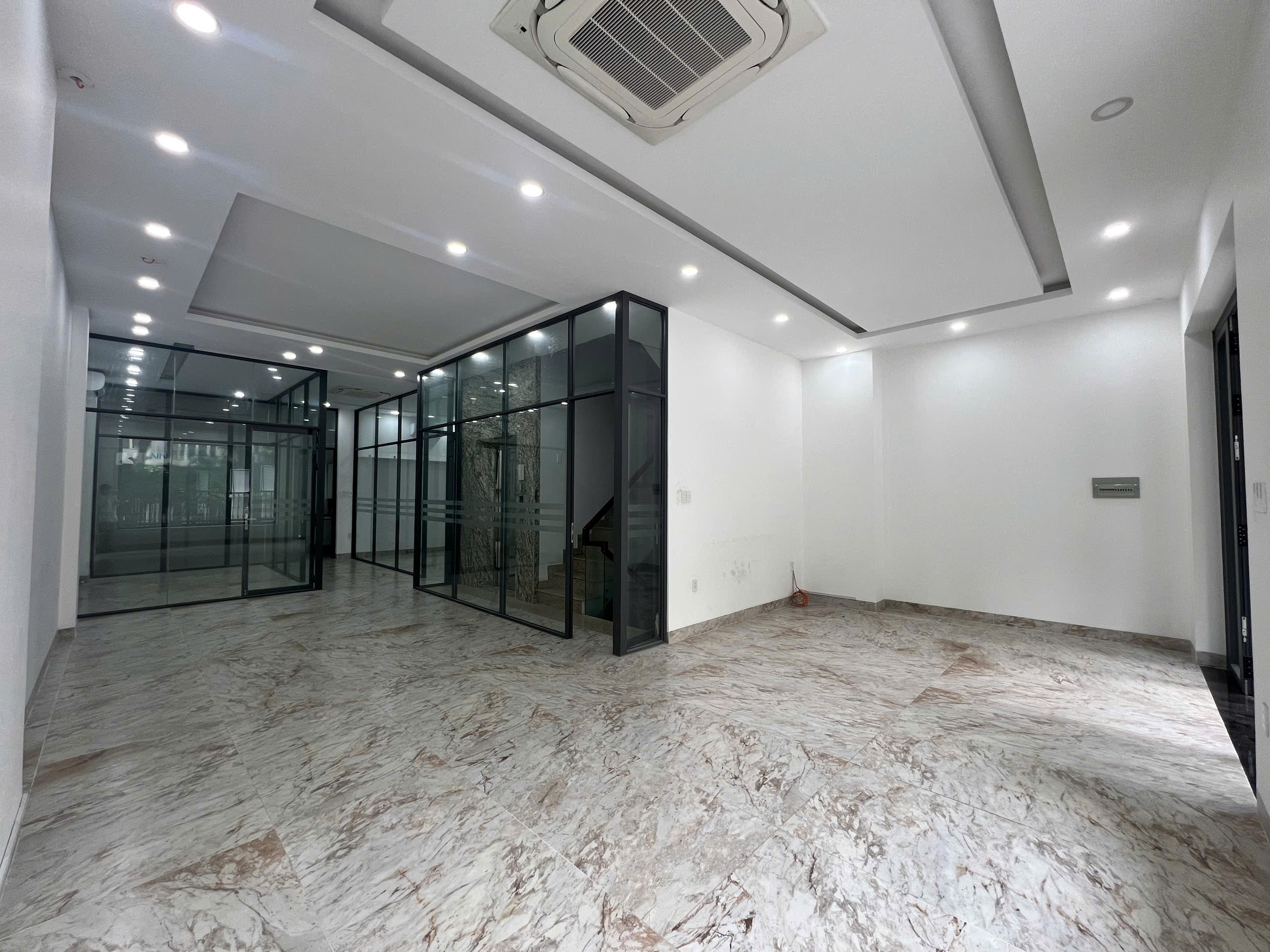 Hình ảnh của Mặt Bằng Kinh Doanh Tại Him Lam 150M2