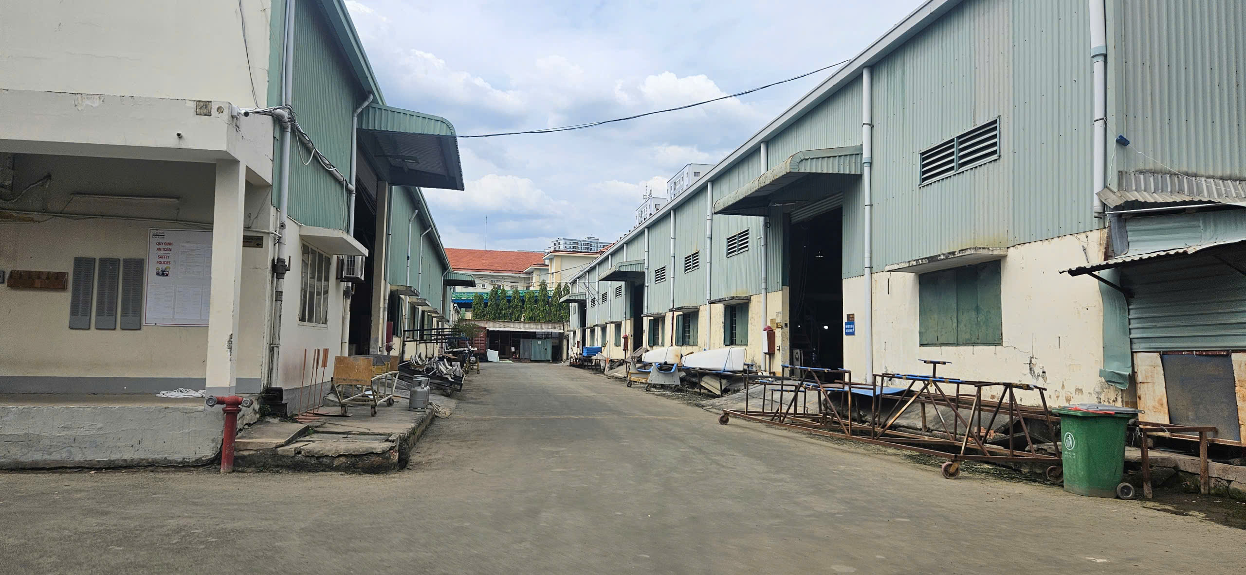 Hình ảnh của Cần Cho Thuê Kho Xưởng Mặt Tiền Đường Container Quận 7, Tphcm