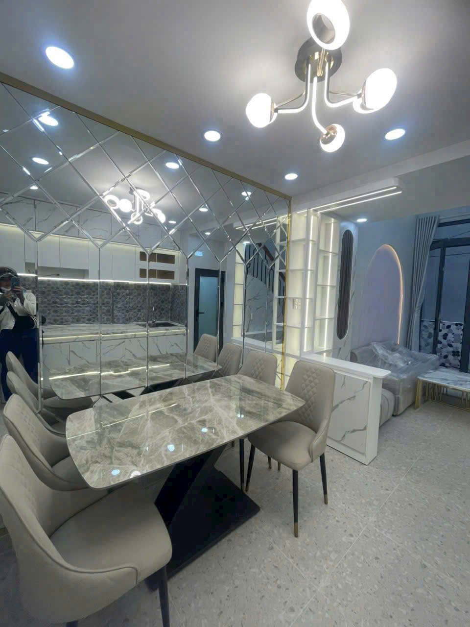 Hình ảnh của Nhà Mới Xây Full Nội Thất Tại Tân Quy