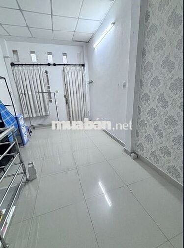 Hình ảnh của Cho Thuê Nhà Nhỏ Nguyên Căn -Hẻm 861/27/ Trần Xuân Soạn, P.tân Hưng