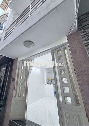 Hình ảnh của Cho Thuê Nhà Nhỏ Nguyên Căn -Hẻm 861/27/ Trần Xuân Soạn, P.tân Hưng