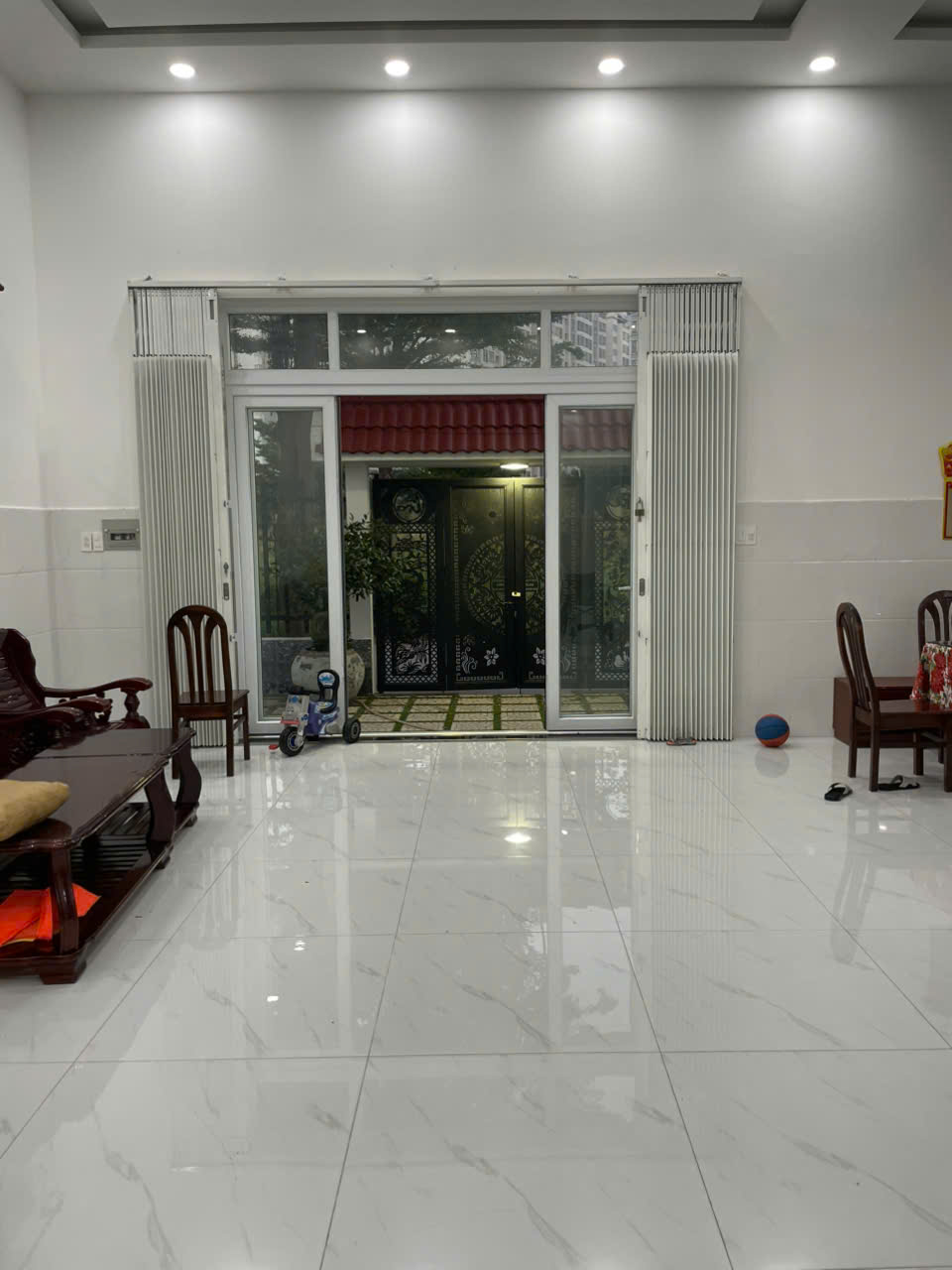 Hình ảnh của Mặt Bằng Sân Vườn Rộng  Khu Sadeco Q7  Thuê Ngay 20Tr