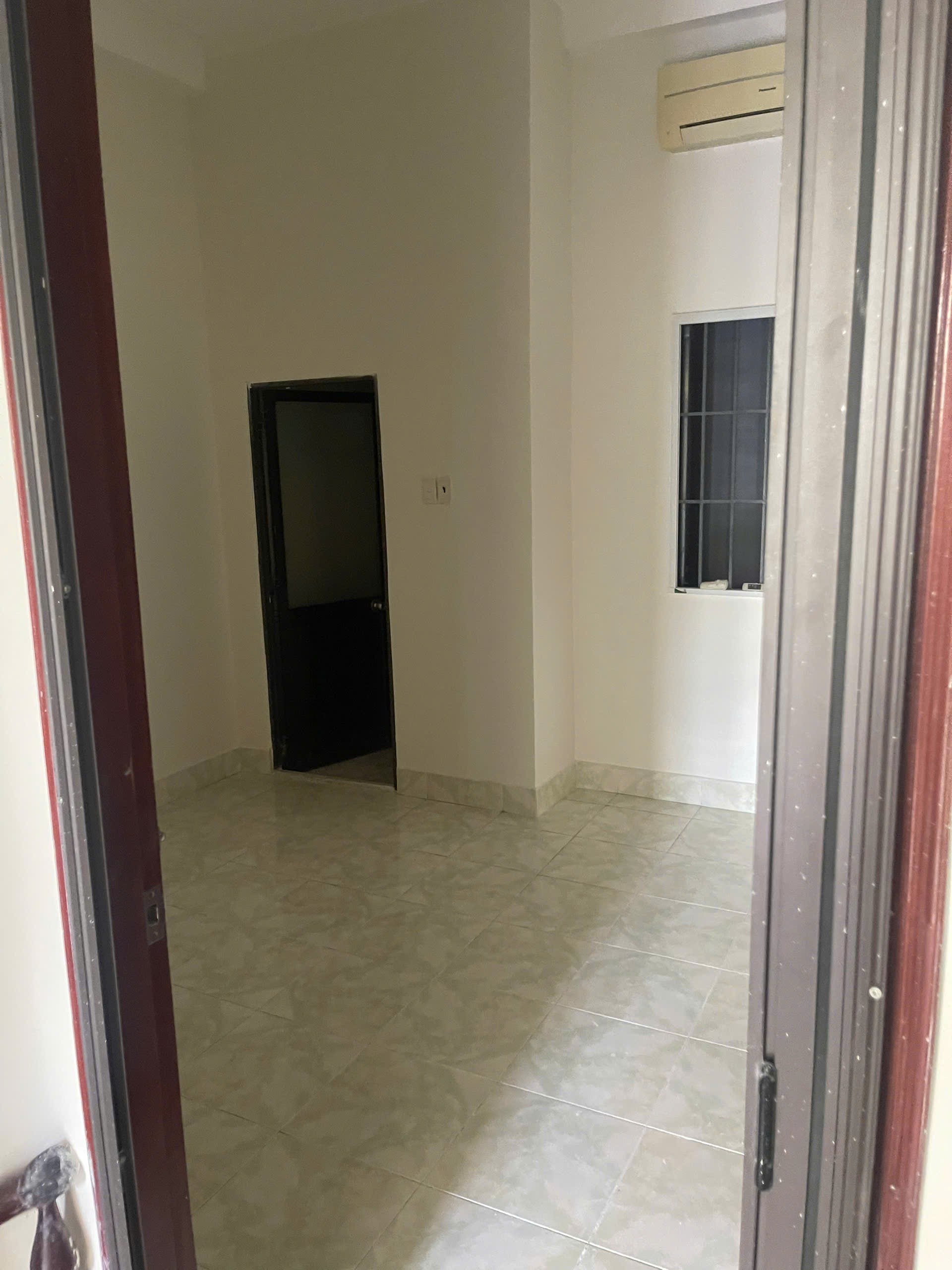 Hình ảnh của Cho Thuê Gấp Nhà Mặt Phố Số 4 Phan Huy Thực Chỉ 15 Triệu!