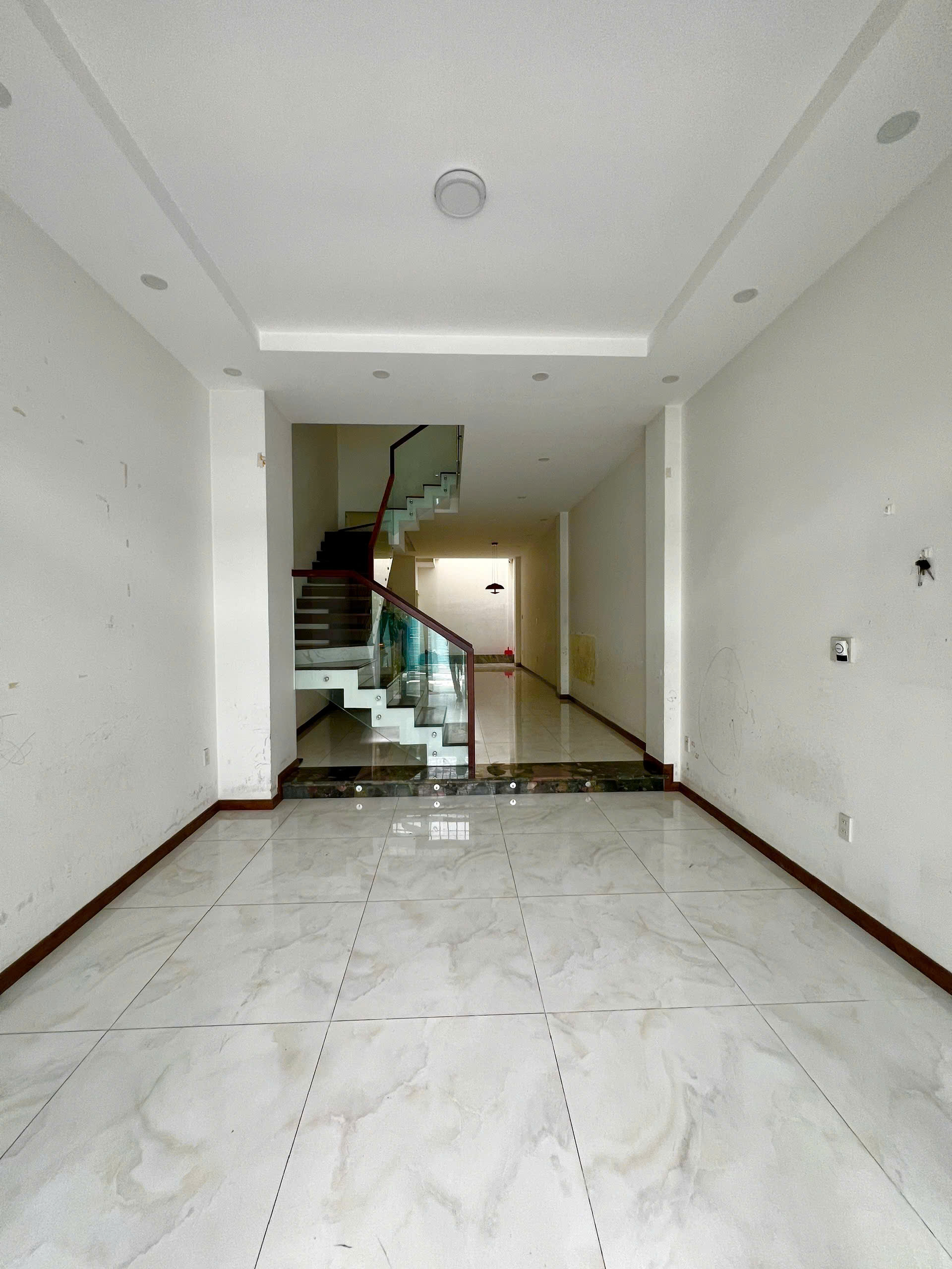 Hình ảnh của Nhà Đẹp Quận 7 Đường 65 Tân Kiểng 4 Phòng Ngủ Vừa Ở Vừa Kinh Doanh