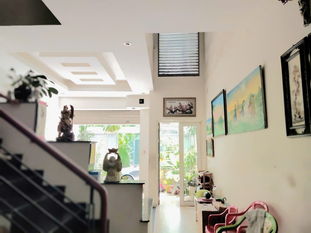 Hình ảnh của Bán Gấp Nhà Phố Hoàng Quốc Việt, Gara Ô Tô, 3 Tầng Chỉ 13 Tỷ