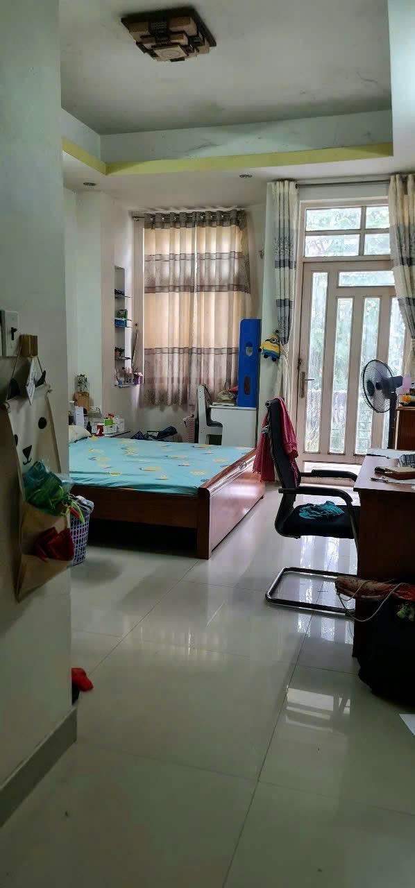 Hình ảnh của Mặt Tiền Đường Phú Thuận Cần Cho Thuê Gấp