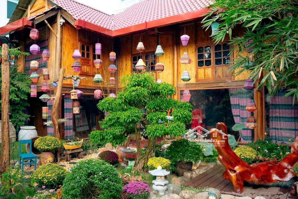 Hình ảnh của Biệt Thự Sân Vườn Cấp 4 Làm Cf Sân Vườn, Spa Tại Lý Phục Man