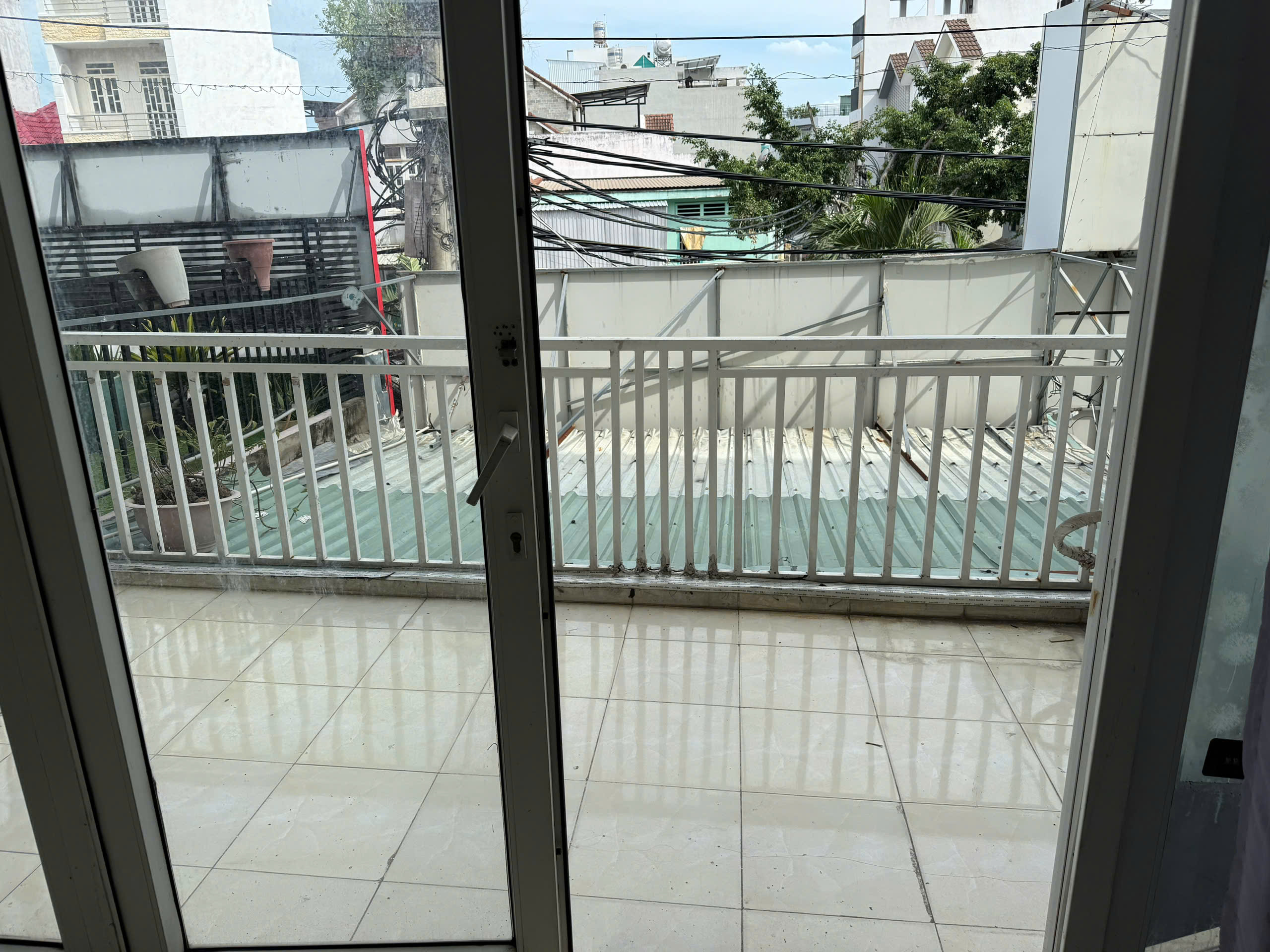 Hình ảnh của Cần Cho Thuê Nhà Đường Phú Thuận 2 Phòng Ngủ Giá Hấp Dẫn!