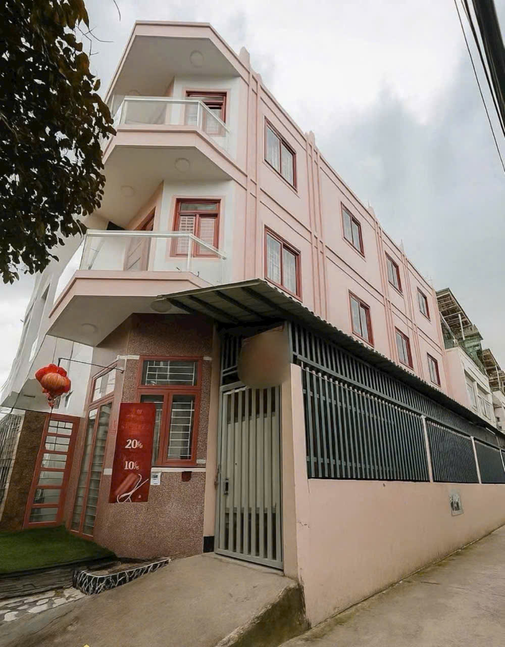 Hình ảnh của Bán Nhà Hẻm Xe Hơi 1135, Quận 7 – Diện Tích Lớn, Thu Nhập Ổn Định 25 Triệu/Tháng