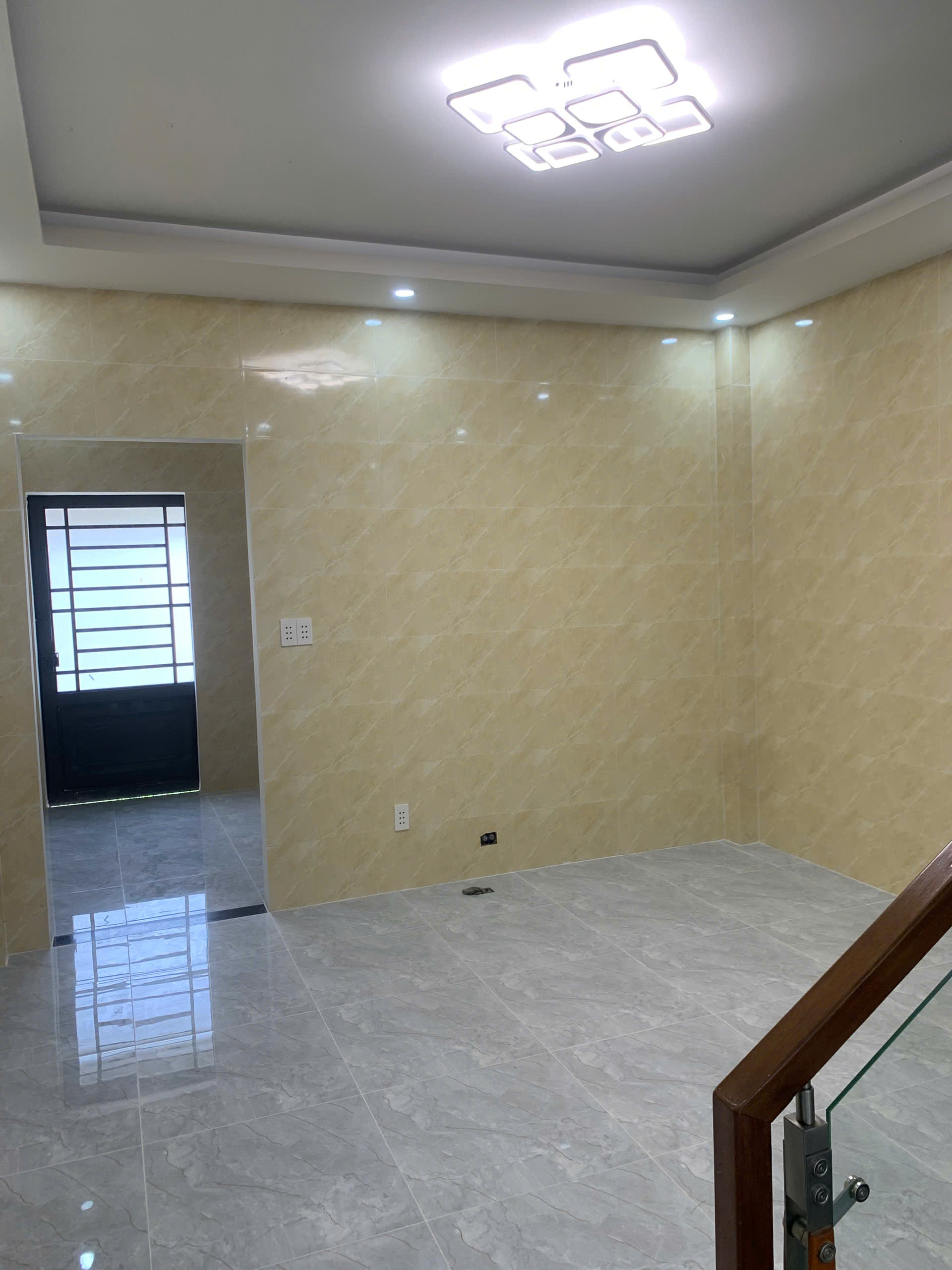 Hình ảnh của Bán Nhà Mới Xây Hẻm Xe Hơi 98 Bùi Văn Ba, Quận 7 - Giá 2.95 Tỷ