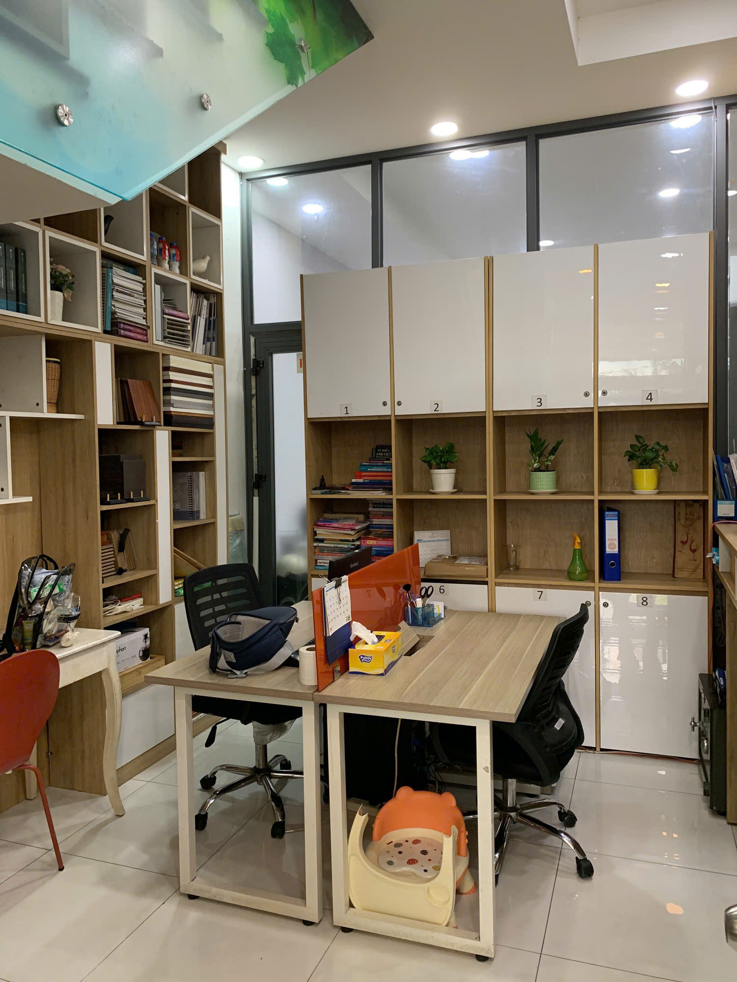 Hình ảnh của Mặt Bằng Văn Phòng Đầy Đủ Tiện Nghi  Phú Thuận Giá Chỉ 15Tr/Tháng