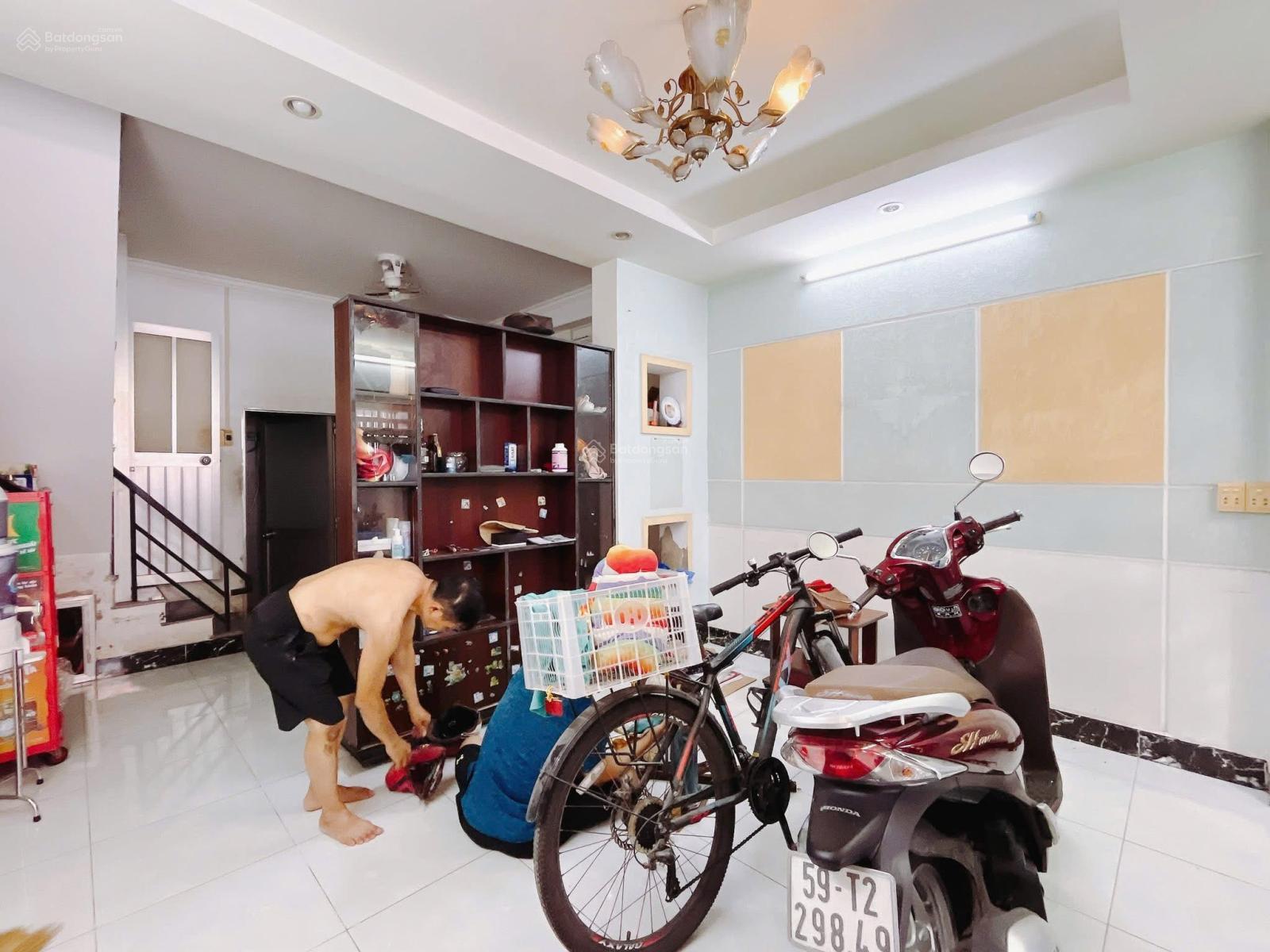 Hình ảnh của Cần Bán Nhà Hẻm Đường 10 Tân Quy Gần Lottemart Quận 7