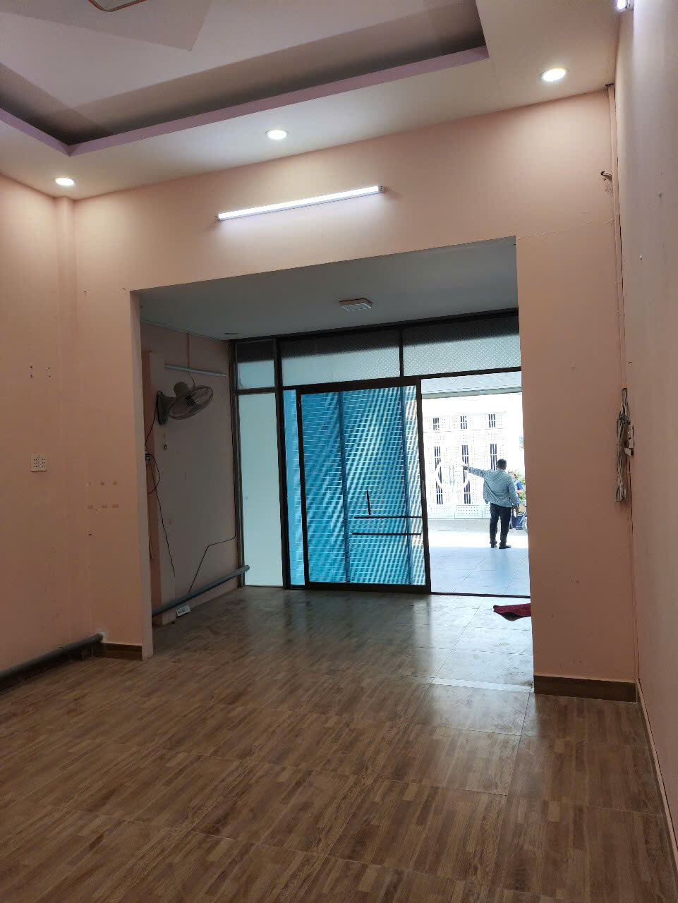 Hình ảnh của Nhà Cấp 4 Làm Kho, Văn Phòng Tại Lâm Văn Bền