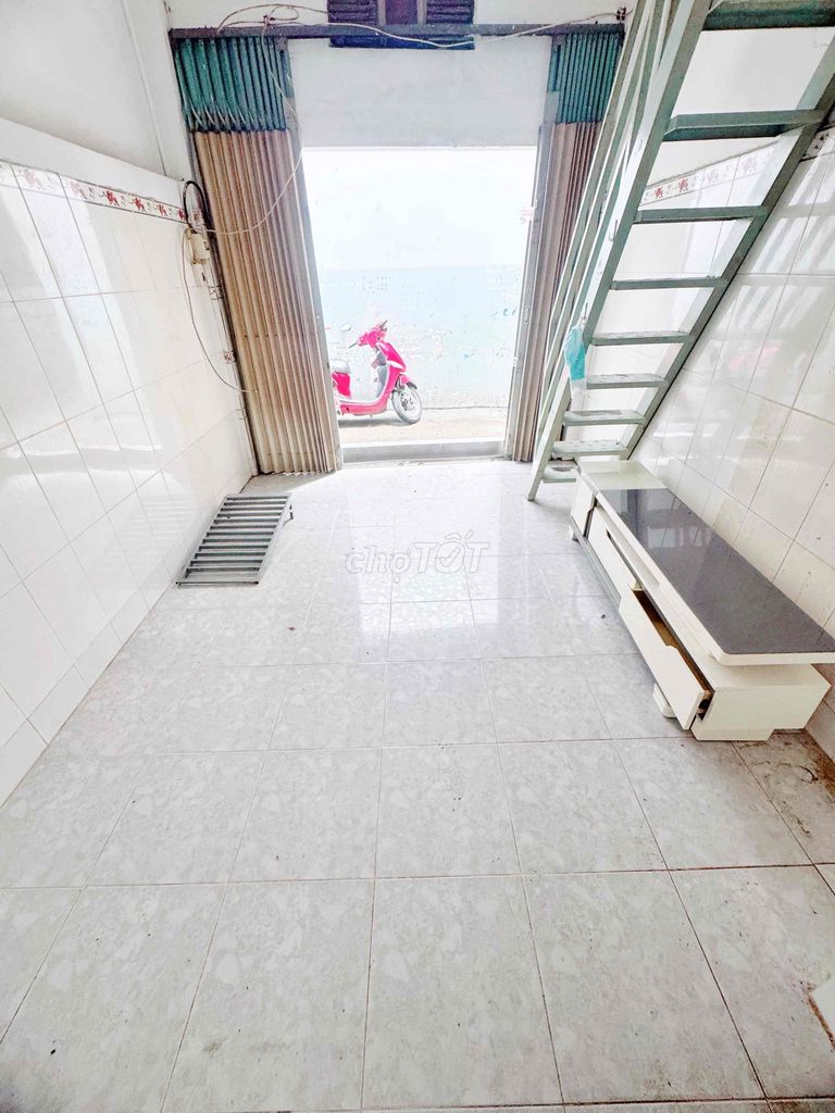 Hình ảnh của Nhà Nguyên Căn Trệt-Lầu Cạnh Chung Cư Ecogreen