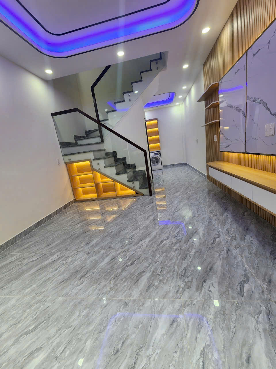 Hình ảnh của Bán Nhà Hẻm Xe Hơi 435/18 Huỳnh Tấn Phát, Quận 7 – Full Nội Thất, Đang Cho Thuê 10 Triệu/Tháng