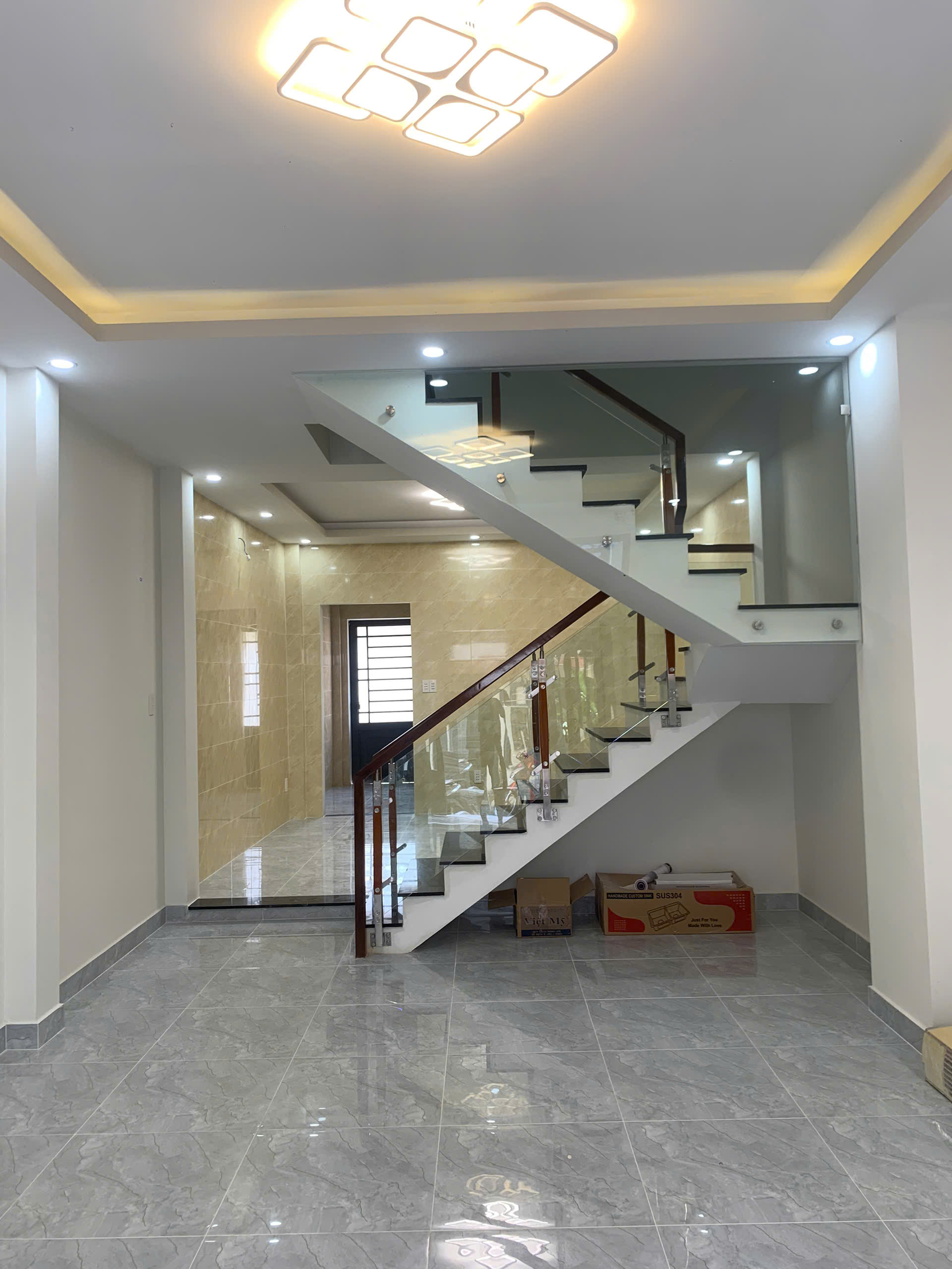 Hình ảnh của Bán Nhà Mới Xây Hẻm Xe Hơi 98 Bùi Văn Ba, Quận 7 - Giá 2.95 Tỷ