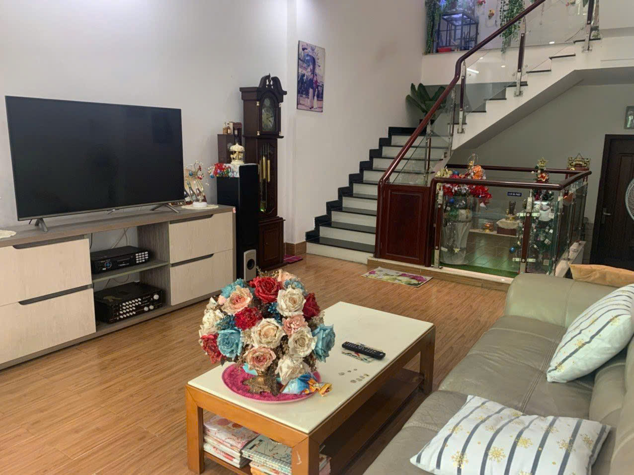 Hình ảnh của Cho Thuê Nhà Mặt Phố Tại Đường Phạm Hữu Lầu, Q7, Hcm