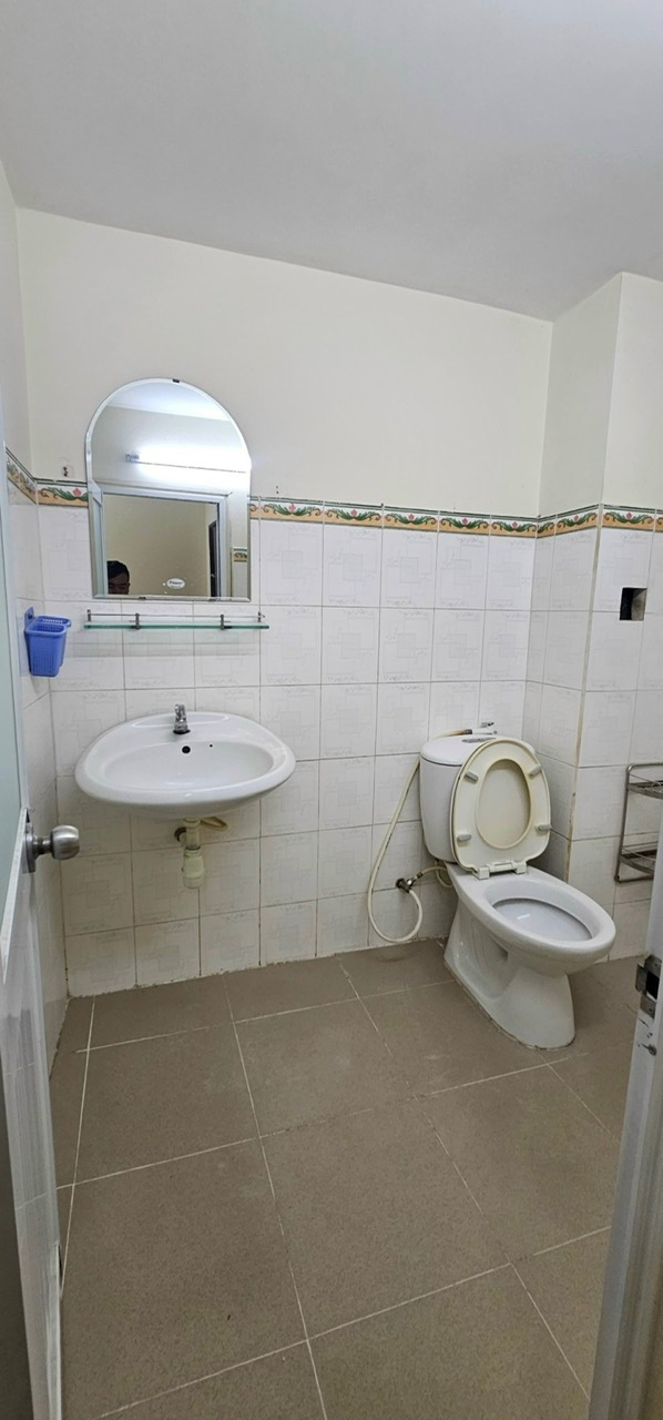 Hình ảnh của Nhà 5Pn  Trần Xuân Soạn Giá Siêu Tốt Chỉ 15 Triệu/Tháng