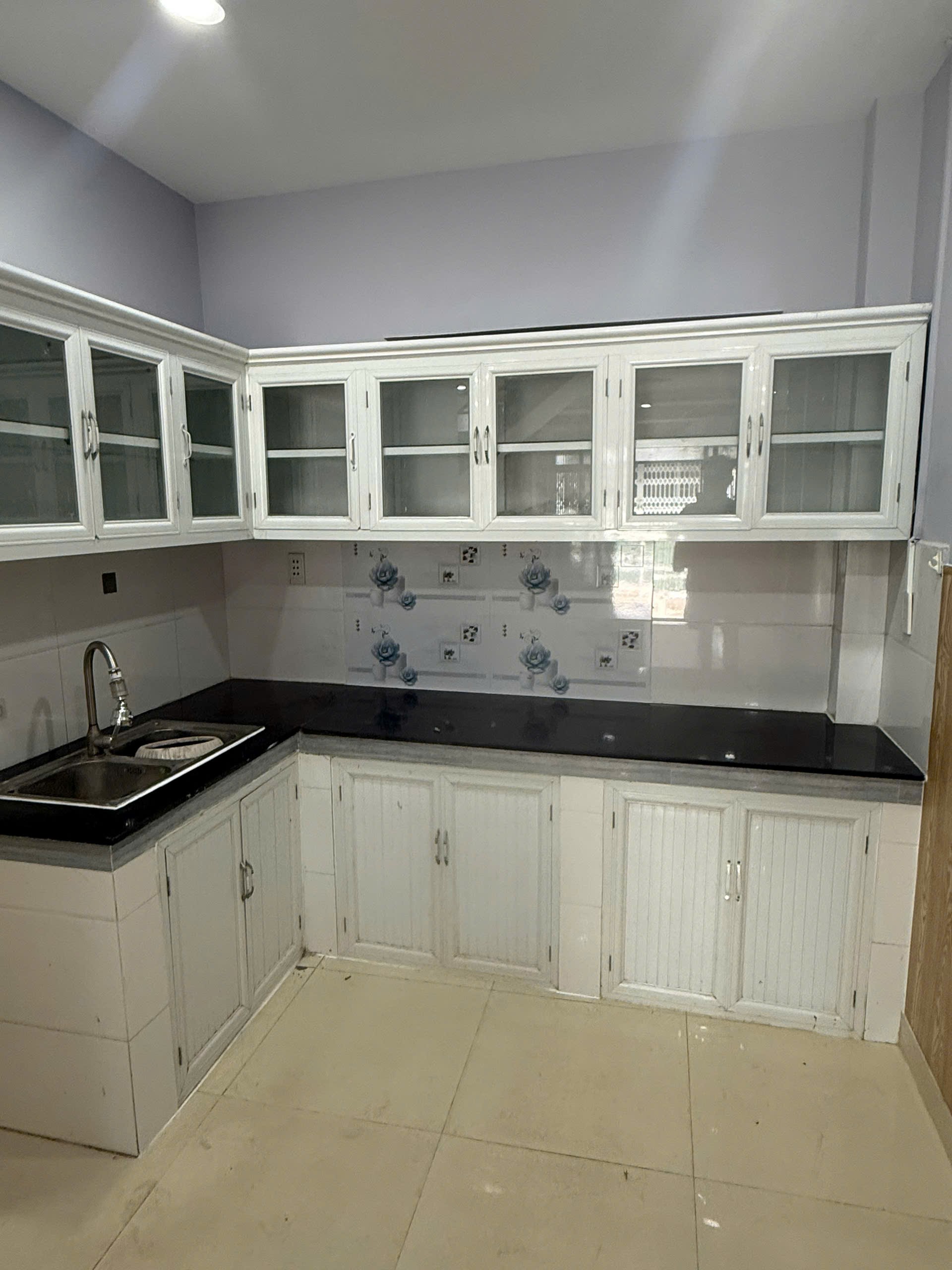 Hình ảnh của Nhà Hẻm Xe Hơi Đường Lý Phục Man