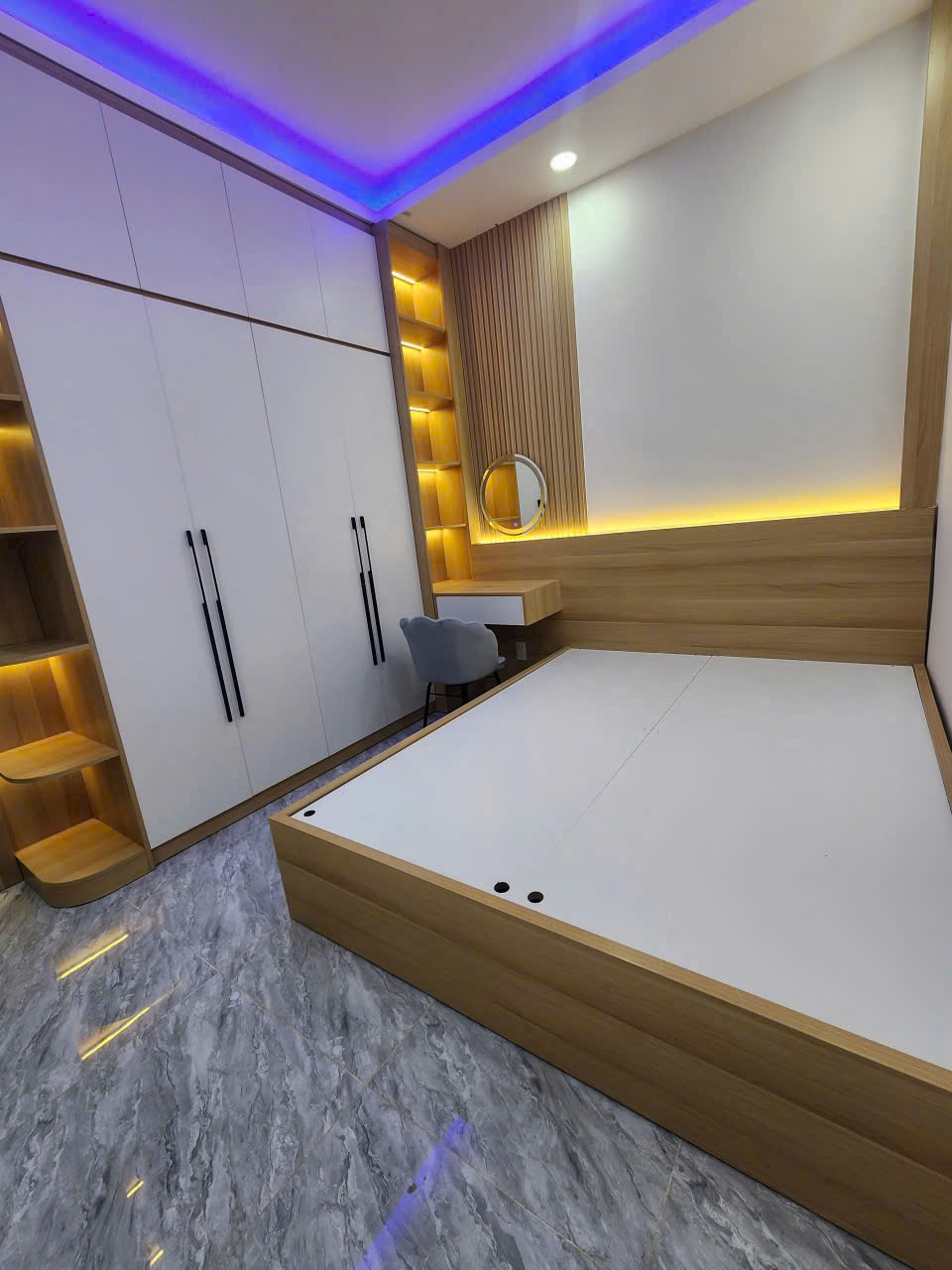 Hình ảnh của Bán Nhà Hẻm Xe Hơi 435/18 Huỳnh Tấn Phát, Quận 7 – Full Nội Thất, Đang Cho Thuê 10 Triệu/Tháng