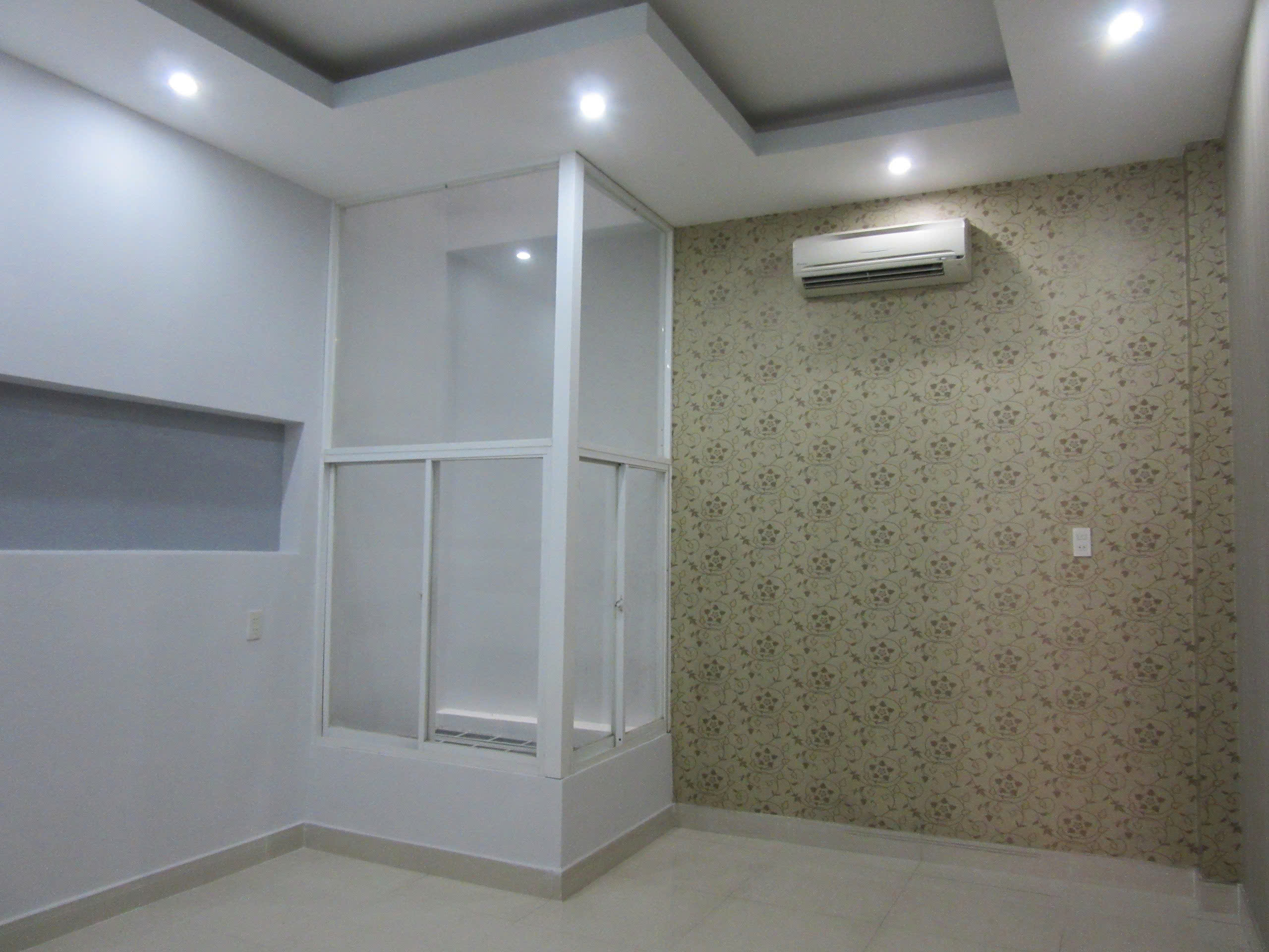 Hình ảnh của Nhà Mới 3 Lầu Mặt Tiền Đường Phan Huy Thực Cho Thuê Ngay.
