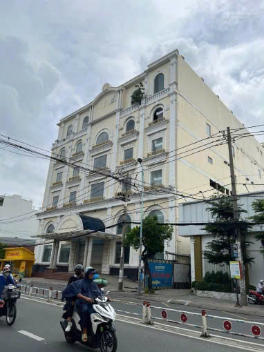Hình ảnh của Cần Bán Tòa Nhà Lô Góc 2 Mặt Tiền 307 - 309 Lê Văn Quới, Quận Bình Tân