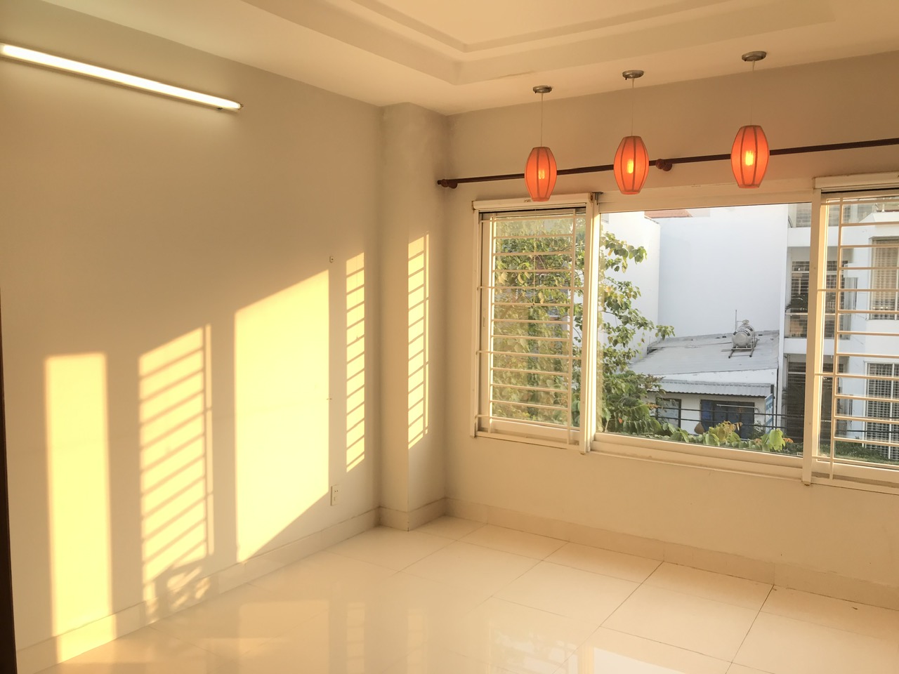 Hình ảnh của Cho Thuê Ngay Nhà Mặt Phố 3 Tầng Đường Số 30 Tân Phongchỉ 40 Triệu