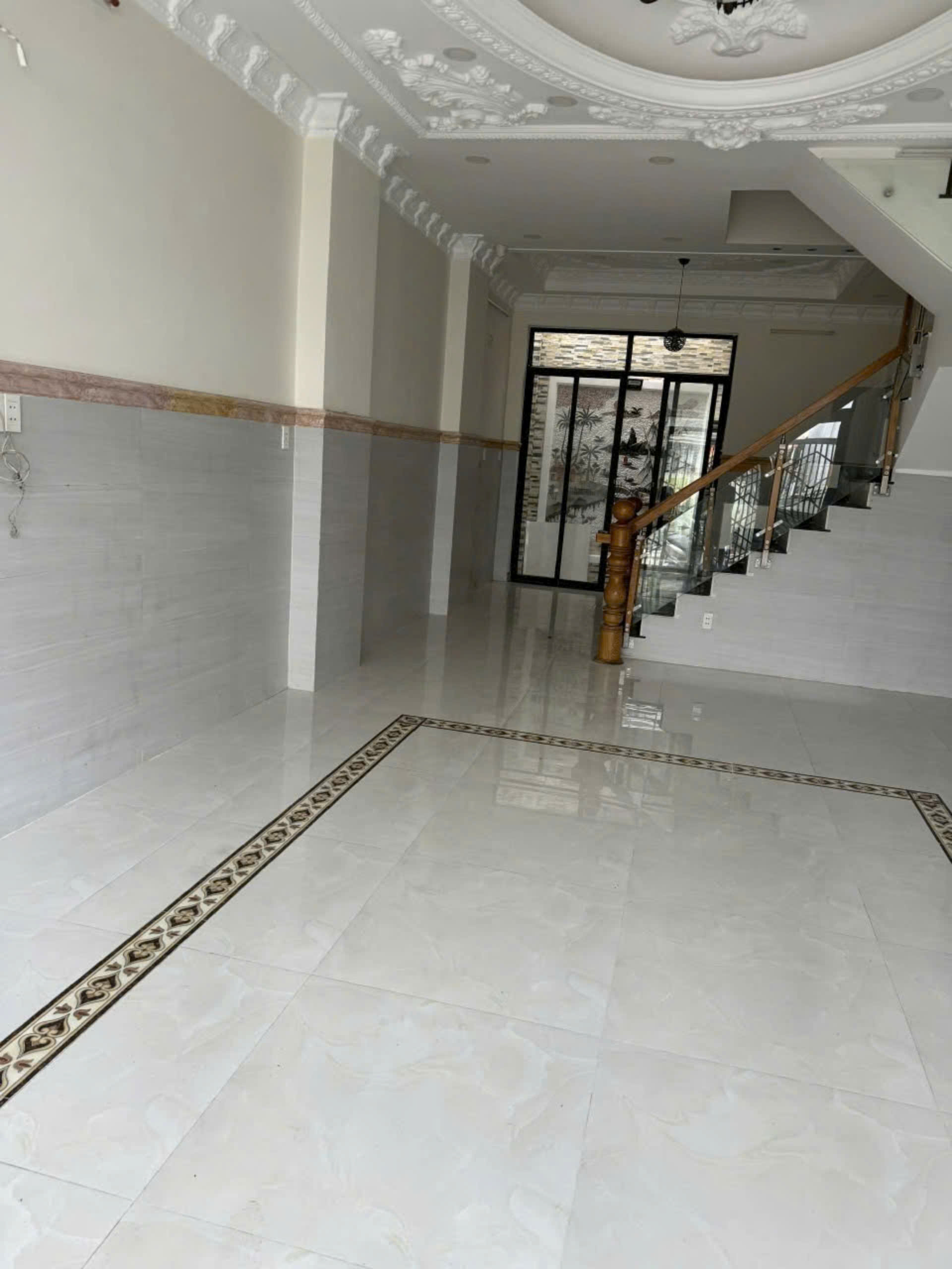 Hình ảnh của Nhà Hẻm Xe Hơi Huỳnh Tấn Phát Gần Hoàng Quốc Việt, Phú Mỹ
