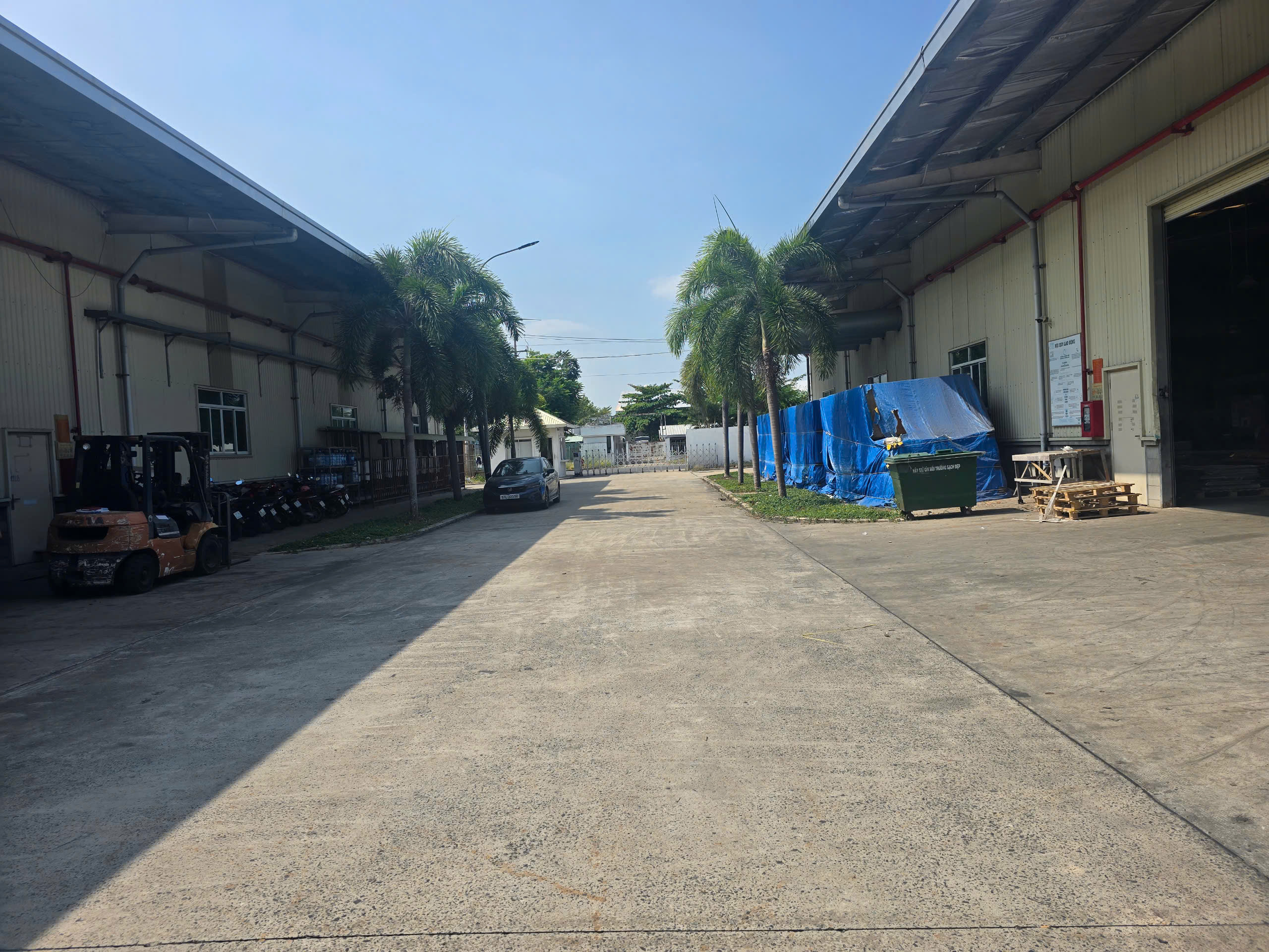 Hình ảnh của Bán Xưởng 5.100M² Đang Hoạt Động Ngành Nội Thất – Kcn Hòa Bình, Thủ Thừa, Long An Tiếp Quản Vận Hành Ngay – Linh Hoạt Giao Dịch – Vị Trí Khu Công Nghiệp Trọng Điểm