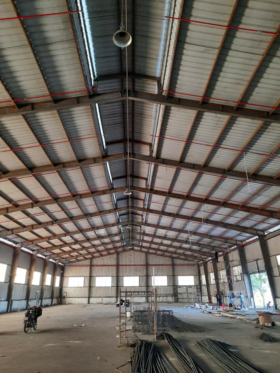 Hình ảnh của Cho Thuê Kho Xưởng Hiện Đại Tại Tp.hcm – Lý Tưởng Cho Doanh Nghiệp Cần Gần Trung Tâm!
