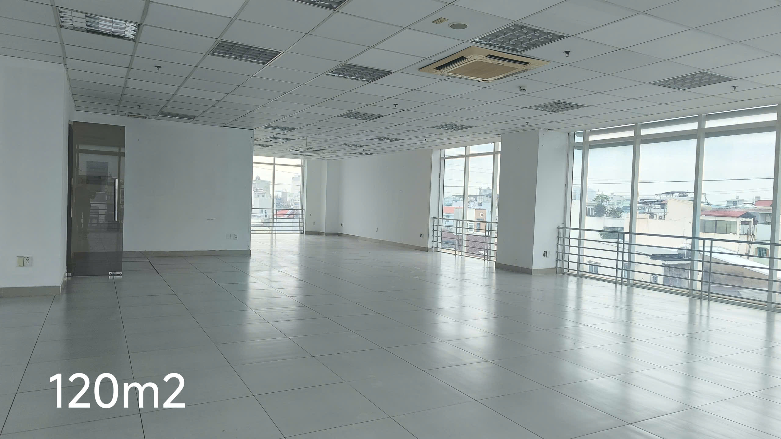 Hình ảnh của Văn Phòng 354M² Huỳnh Tấn Phát, Tân Thuận, Q7 – Giá 85Tr/Tháng