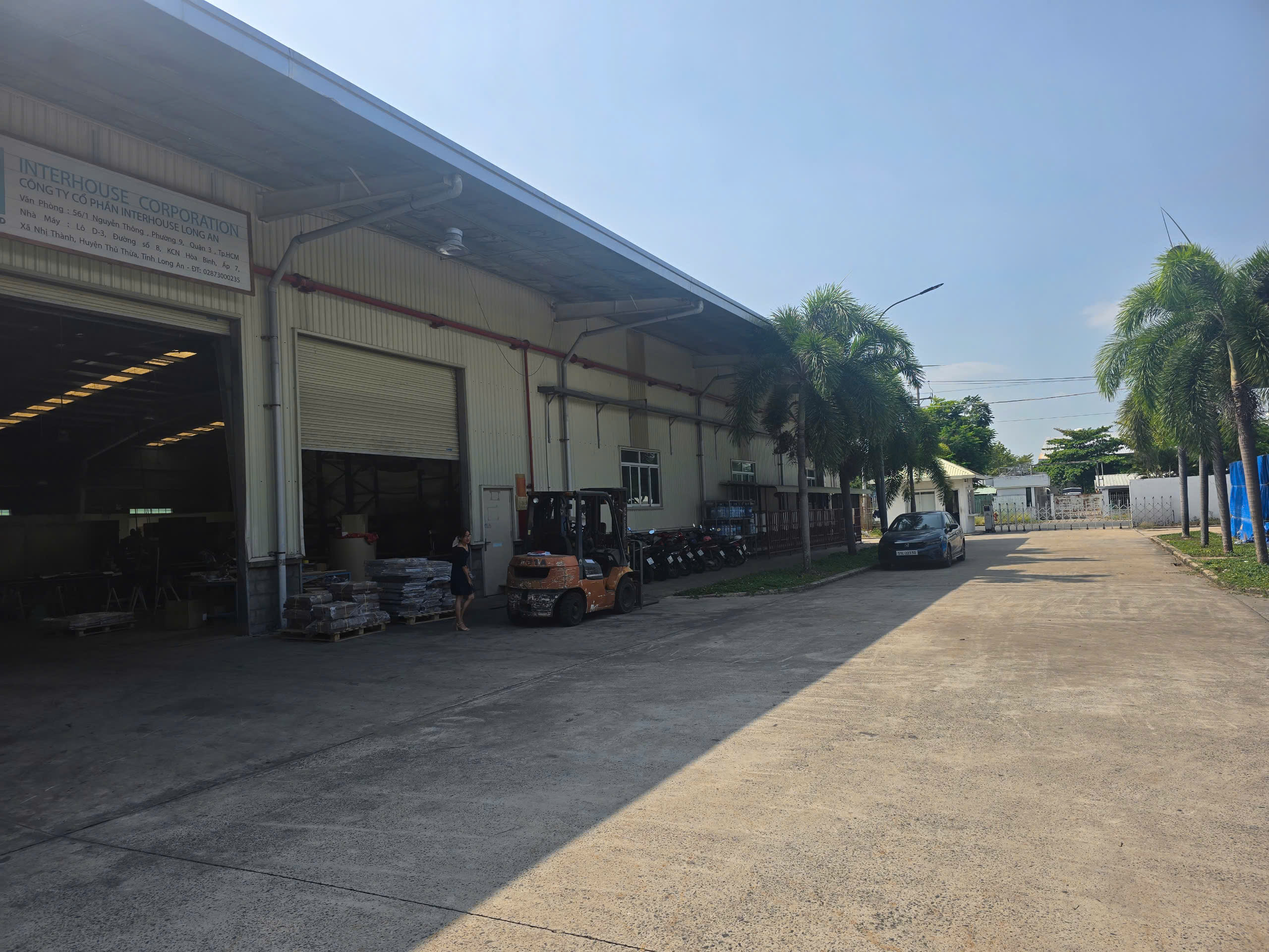 Hình ảnh của Bán Xưởng 5.100M² Đang Hoạt Động Ngành Nội Thất – Kcn Hòa Bình, Thủ Thừa, Long An Tiếp Quản Vận Hành Ngay – Linh Hoạt Giao Dịch – Vị Trí Khu Công Nghiệp Trọng Điểm