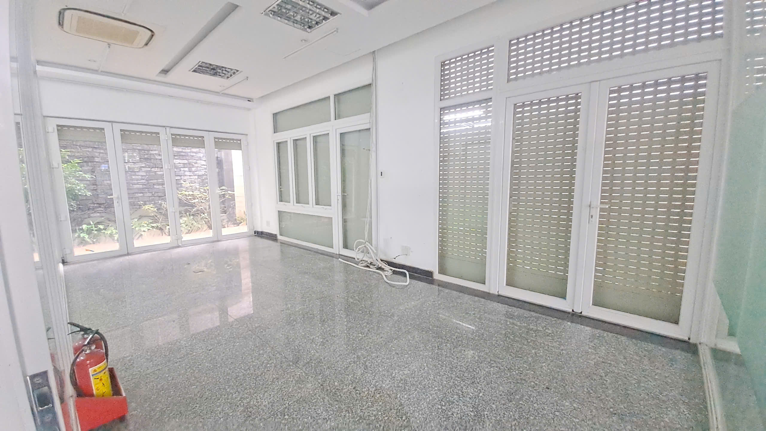 Hình ảnh của Văn Phòng 120M2 Tại Him Lam Gần Lotermart