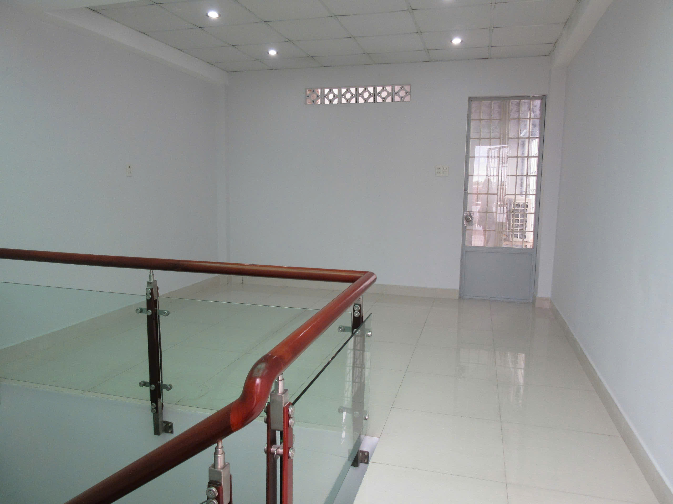 Hình ảnh của Nhà Mới 3 Lầu Mặt Tiền Đường Phan Huy Thực Cho Thuê Ngay.