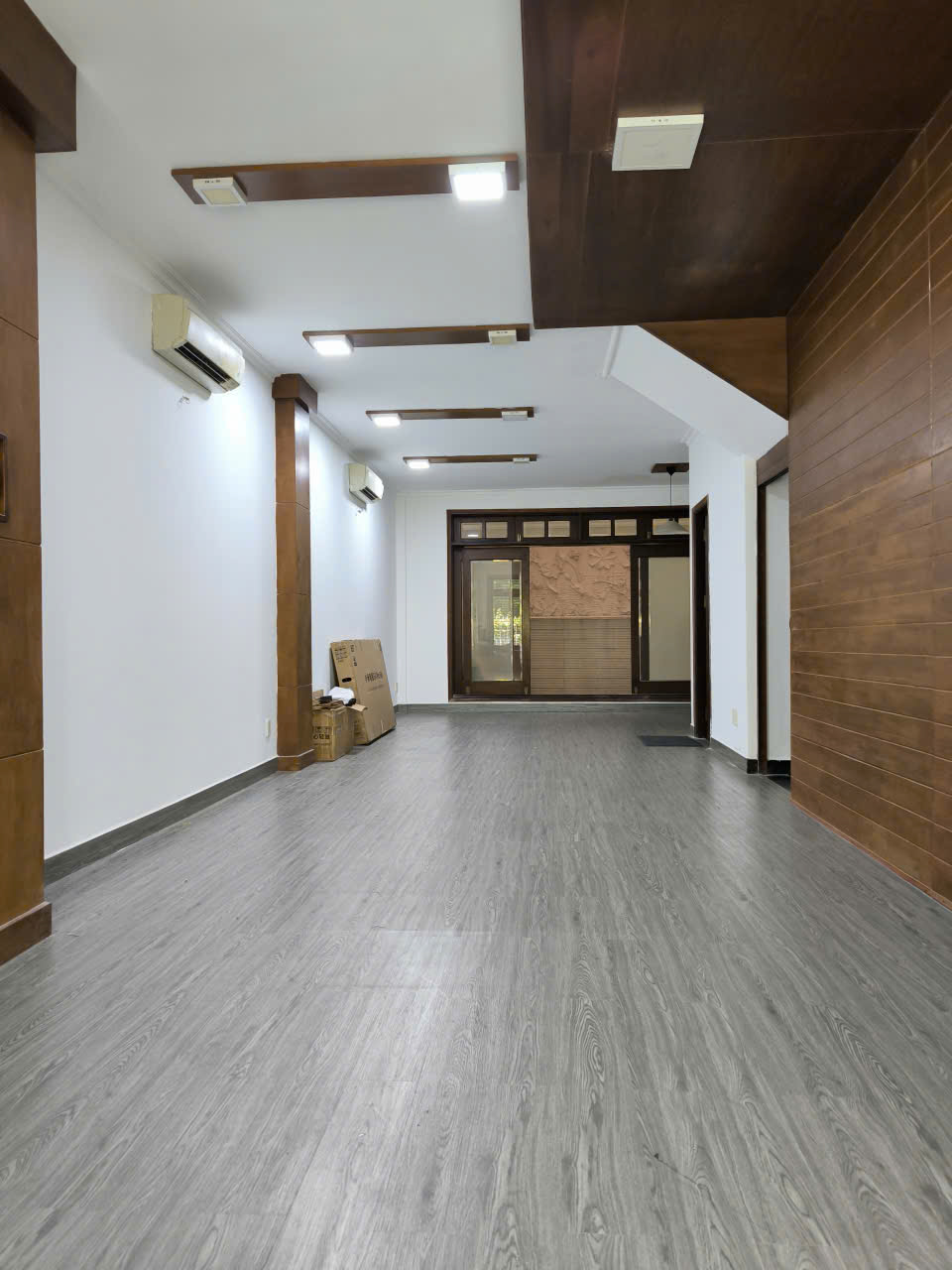 Hình ảnh của Văn Phòng Làm Việc Tại Him Lam Cạnh Lotermart