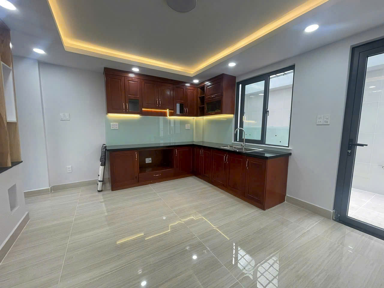 Hình ảnh của Căn Góc Mới Xây 3 Lầu Tại Kdc Nam Long Phú Thuận