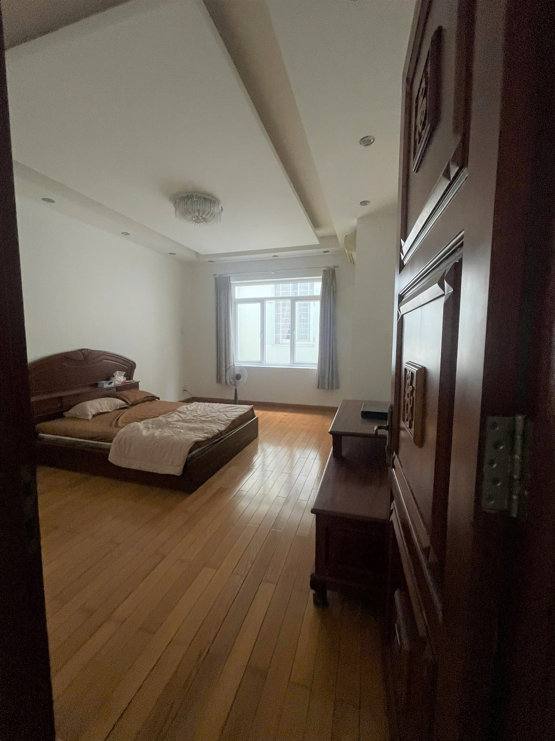 Hình ảnh của Chính Chủ Chuyển Nhà Cho Thuê Lại Nguyên Căn Mặt Tiền Đường Lớn Quận 7