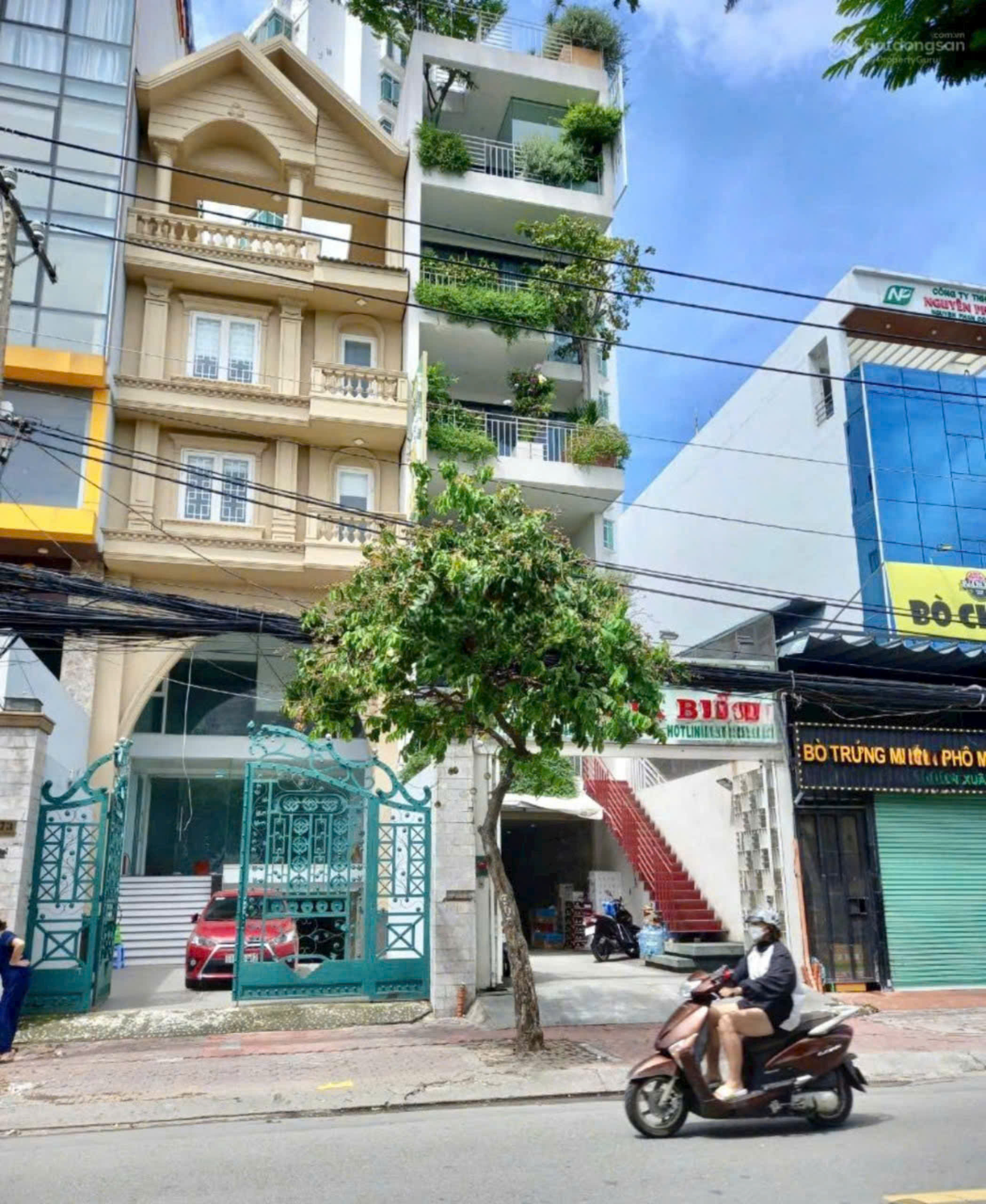 Hình ảnh của Tòa Nhà  Kinh Doanh Mặt Tiền Trần Xuân Soạn Gần Lotermart