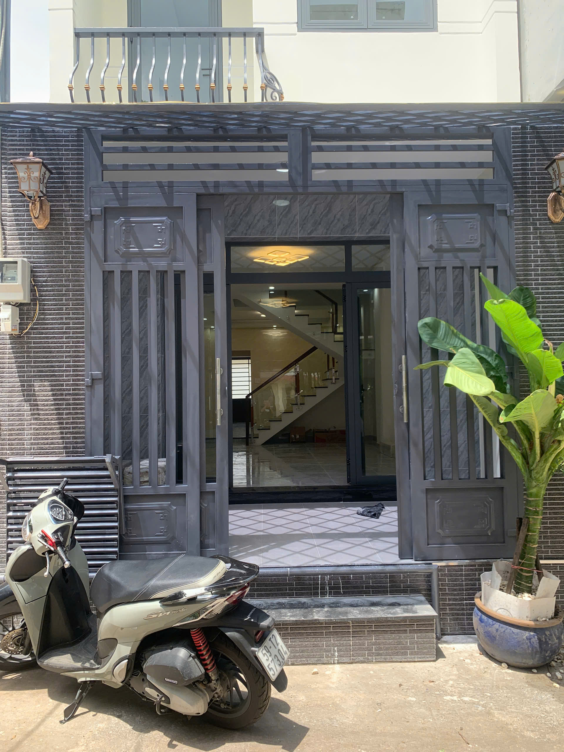 Hình ảnh của Bán Nhà Mới Xây Hẻm Xe Hơi 98 Bùi Văn Ba, Quận 7 - Giá 2.95 Tỷ